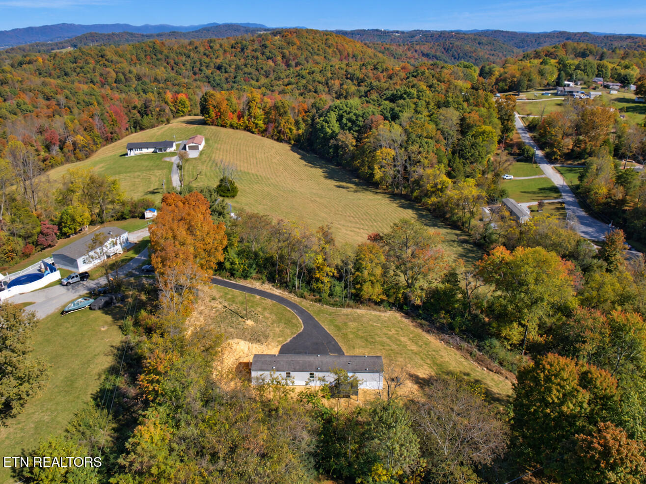 138 Mercury Lane Jacksboro TN 37757