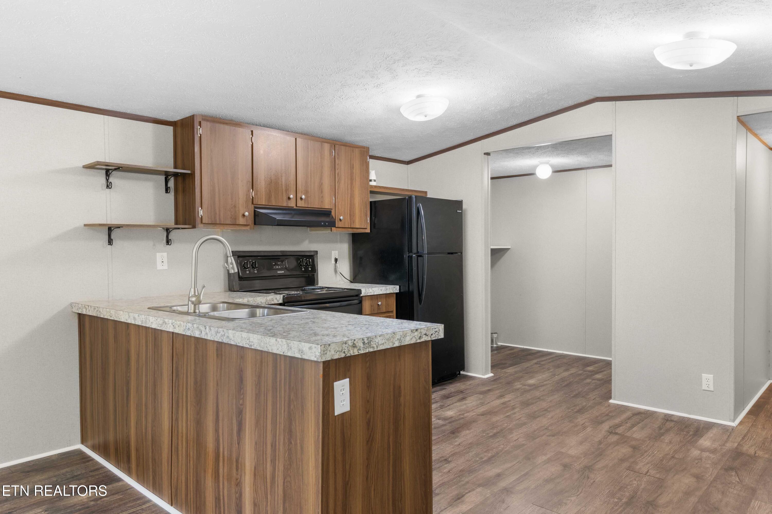 138 Mercury Lane Jacksboro TN 37757