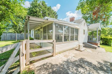 1751 N Wright Road Alcoa TN 37701
