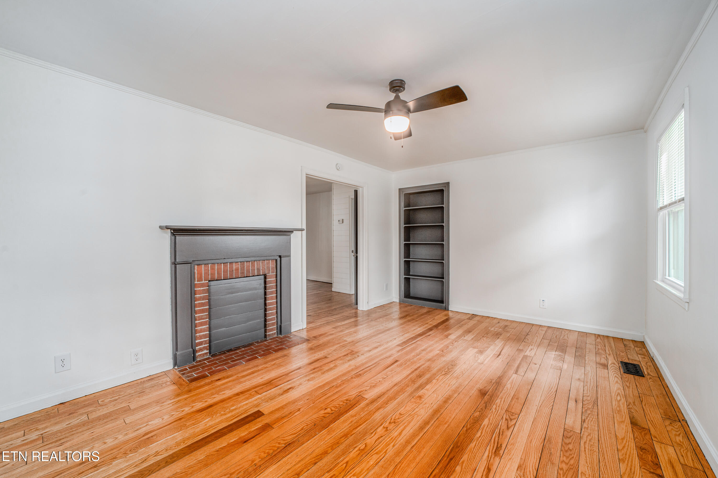 1751 N Wright Road Alcoa TN 37701