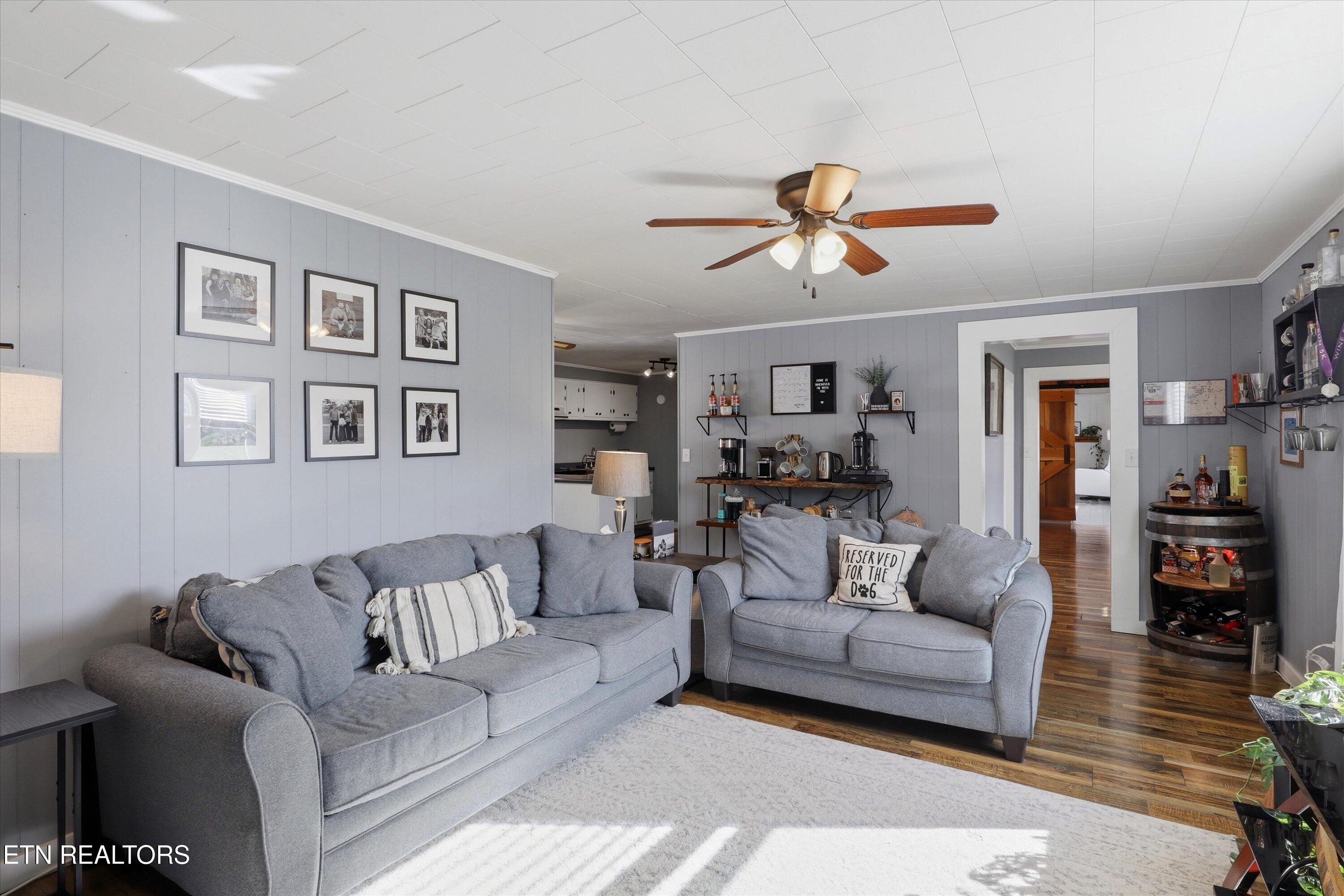 224 W Millers Cove Road Walland TN 37886