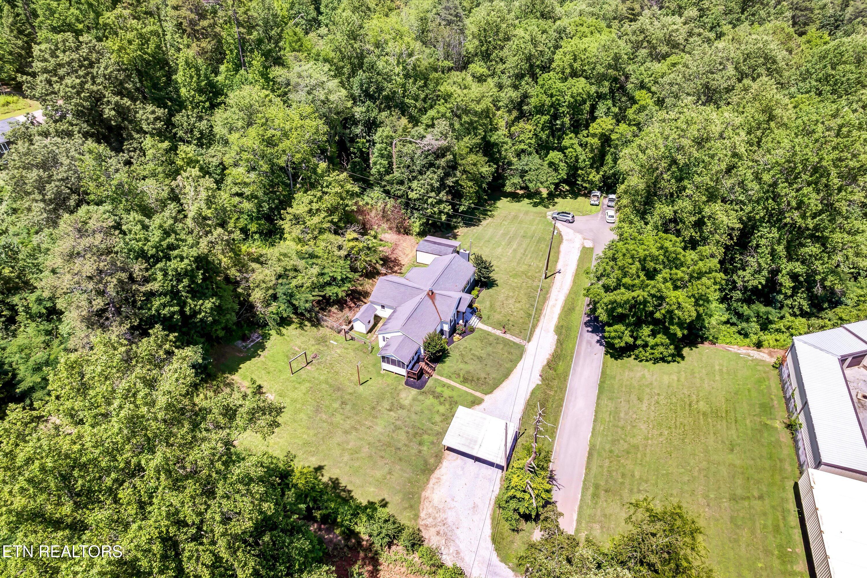 224 W Millers Cove Road Walland TN 37886