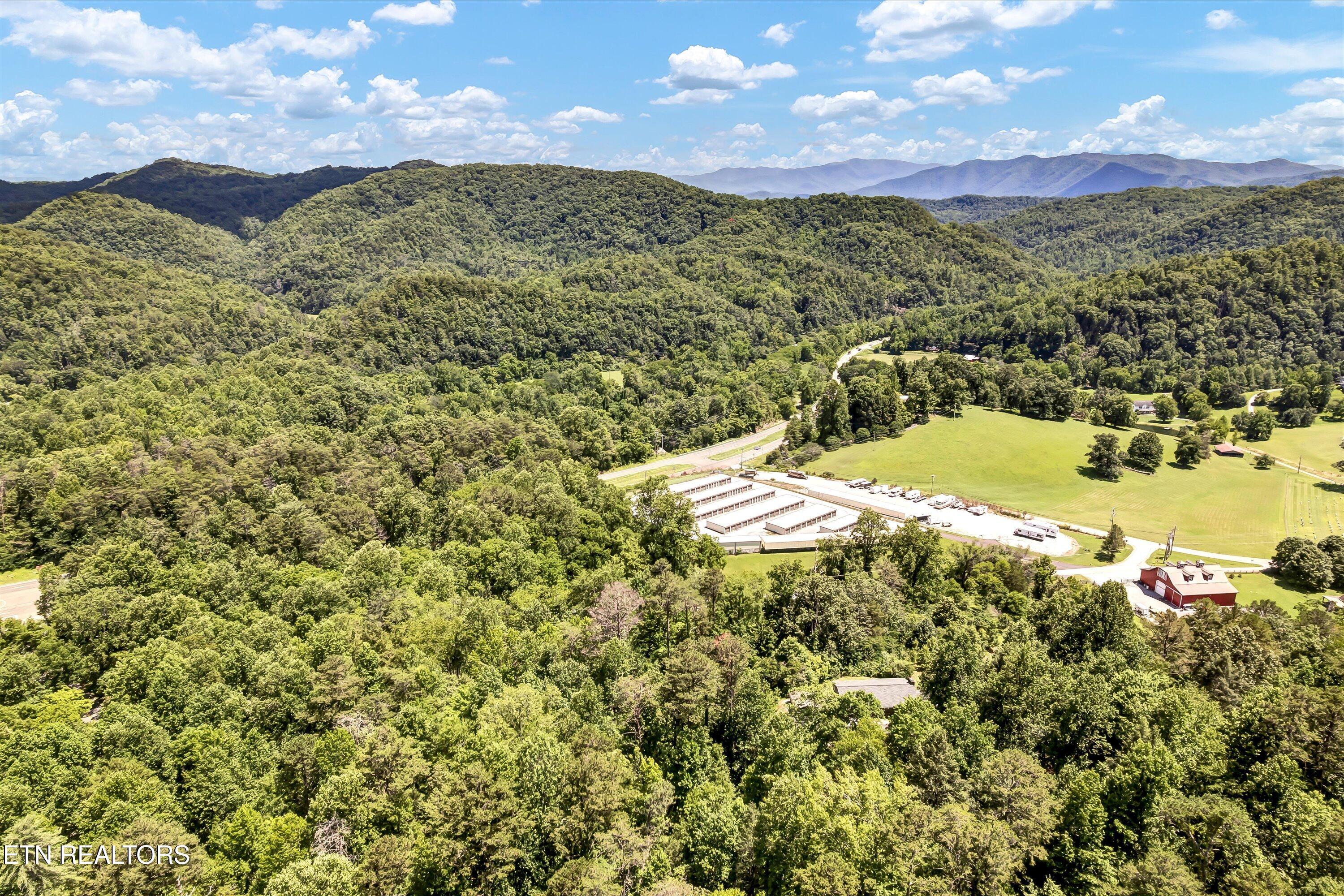 224 W Millers Cove Road Walland TN 37886