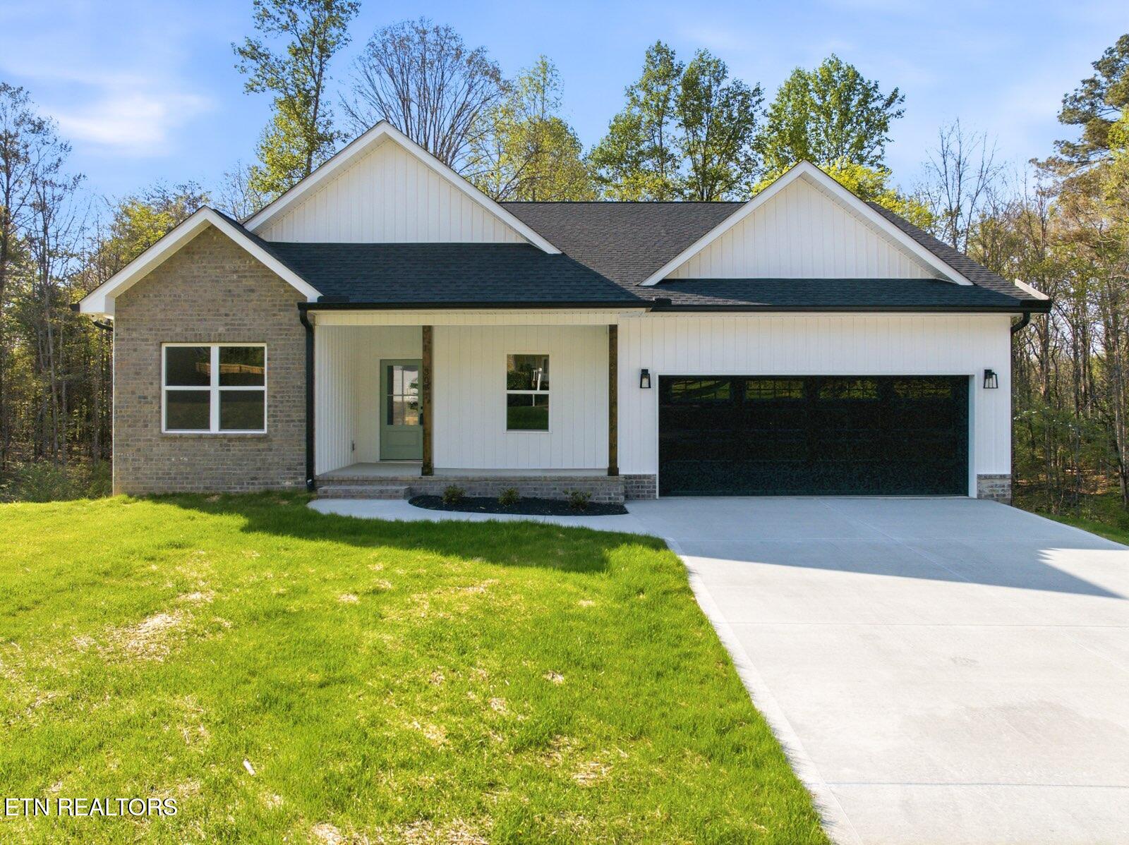 305 Shadows Lawn Drive Athens TN 37303
