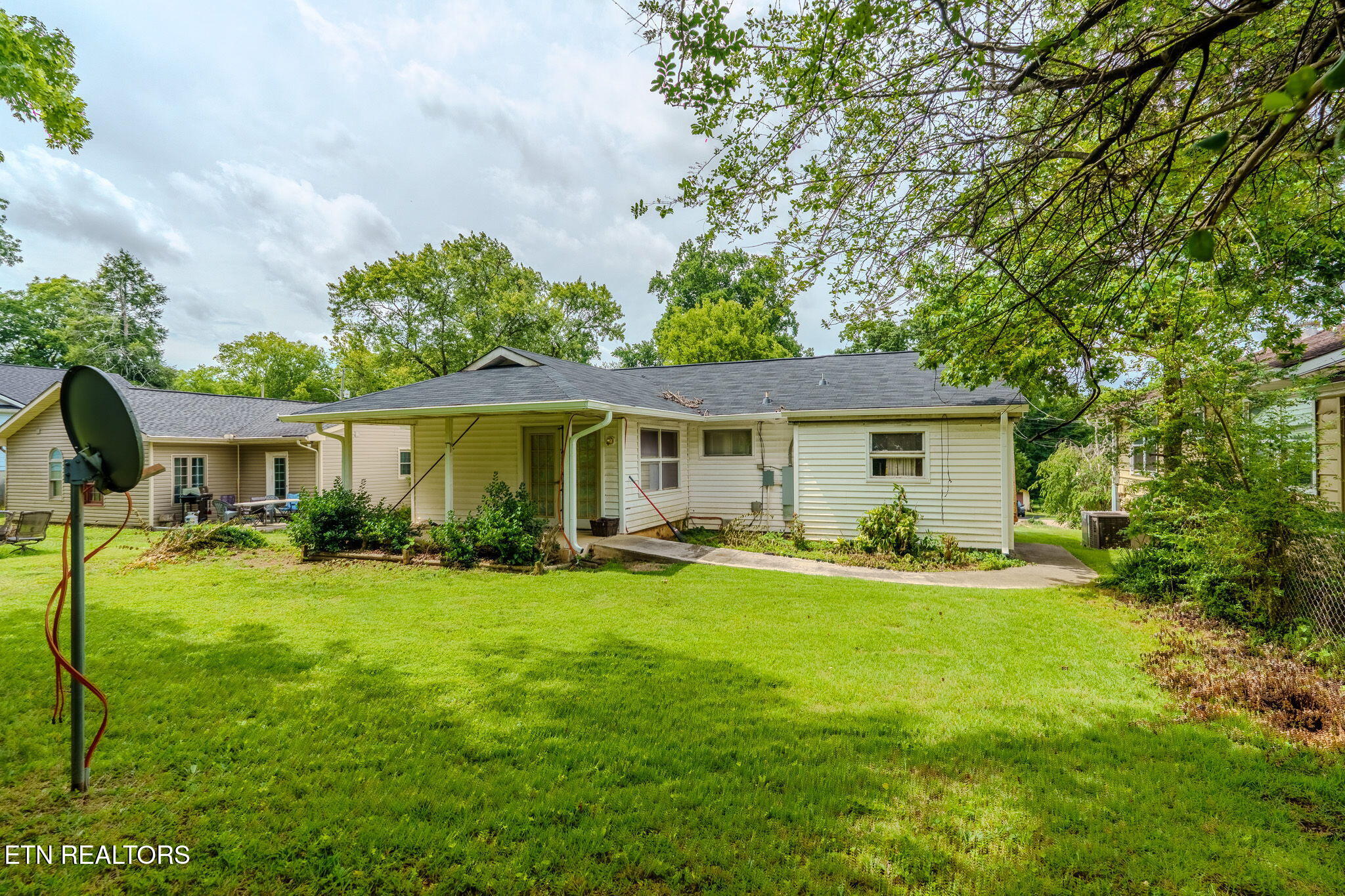 2307 Peachtree Street Knoxville TN 37920