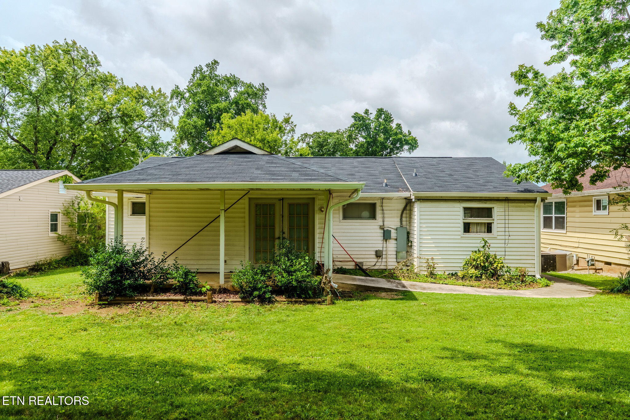 2307 Peachtree Street Knoxville TN 37920