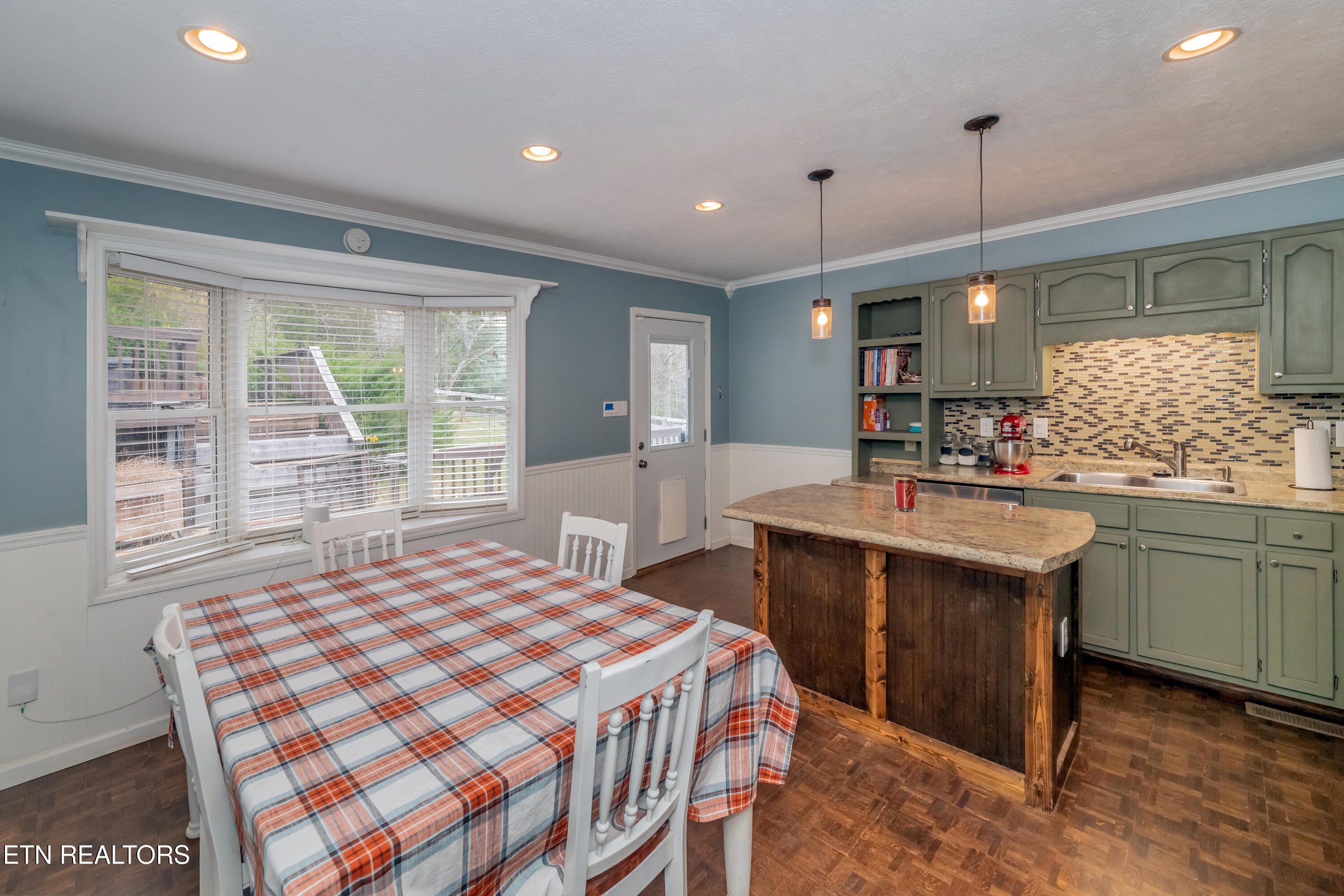 905 Pinewood Circle Morristown TN 37814