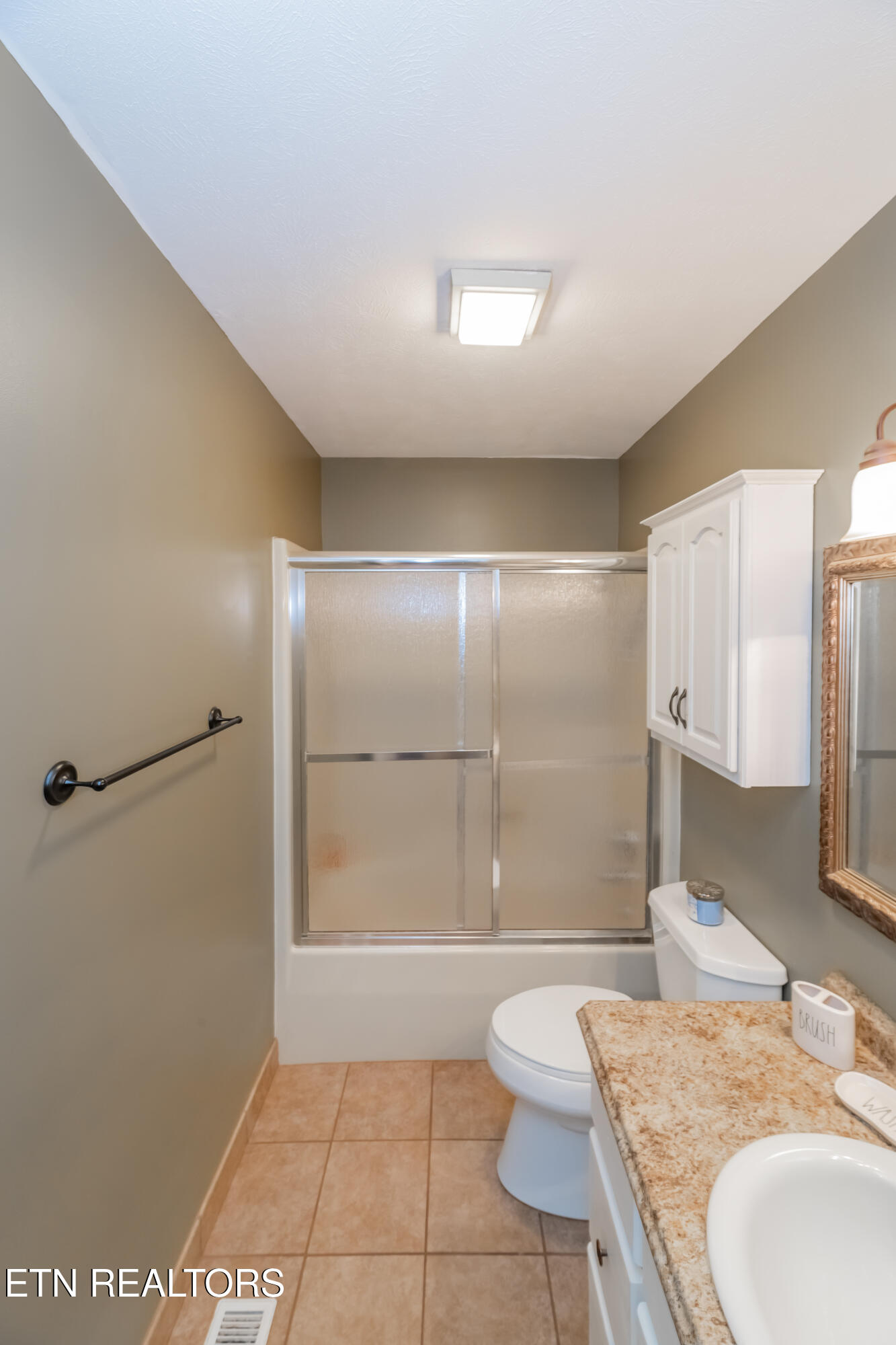 905 Pinewood Circle Morristown TN 37814