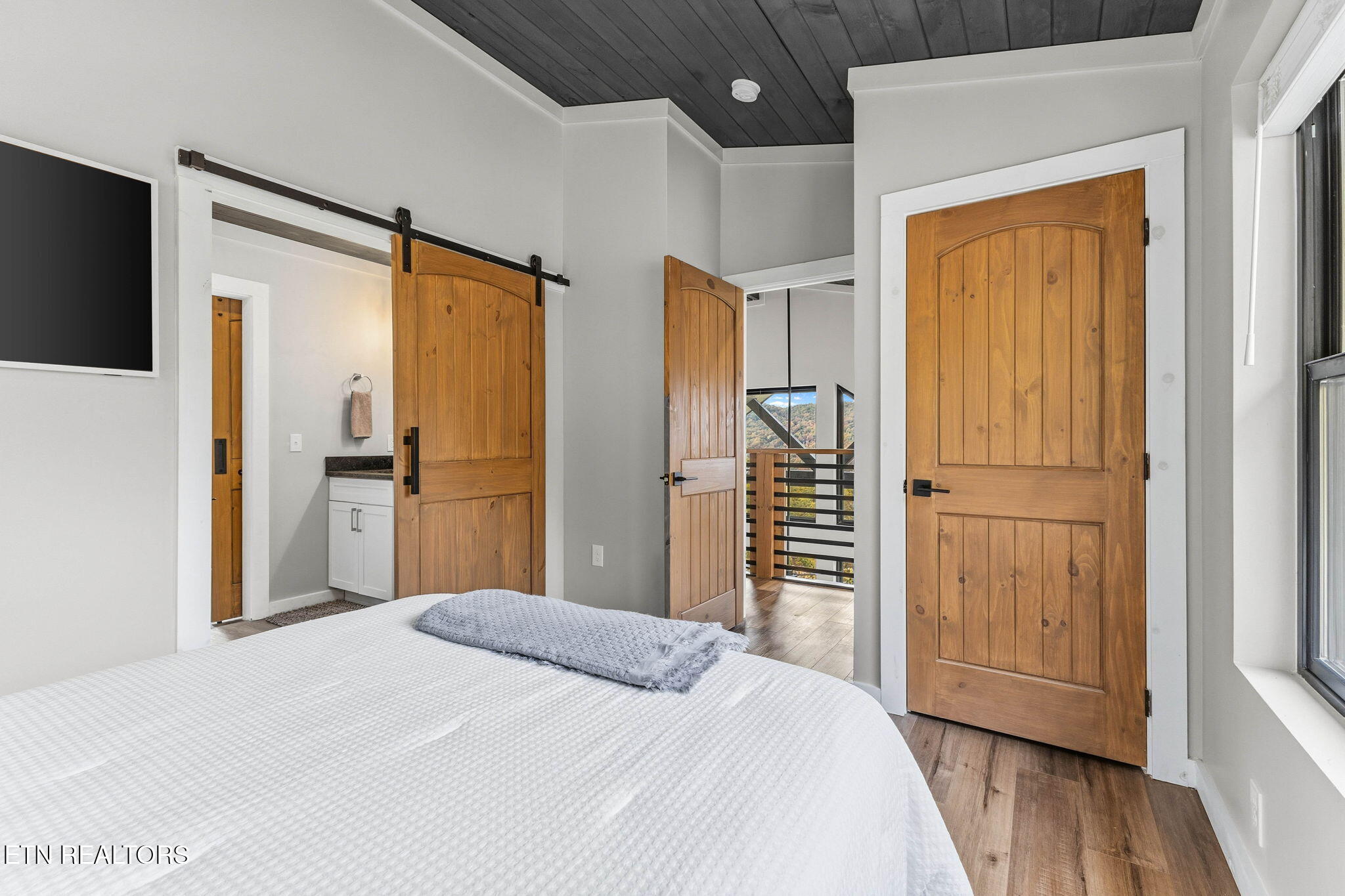 3316 Sugar Maple Loop Road Sevierville TN 37862