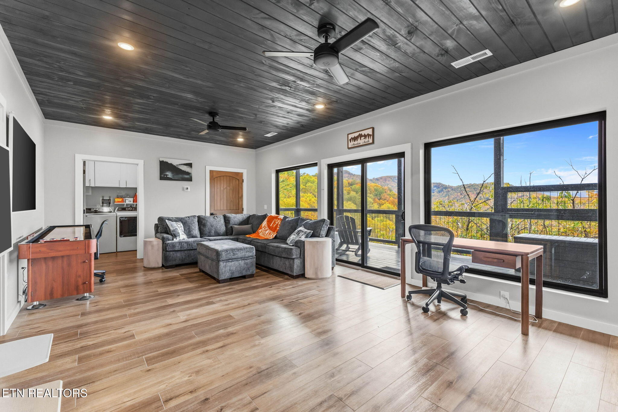 3316 Sugar Maple Loop Road Sevierville TN 37862