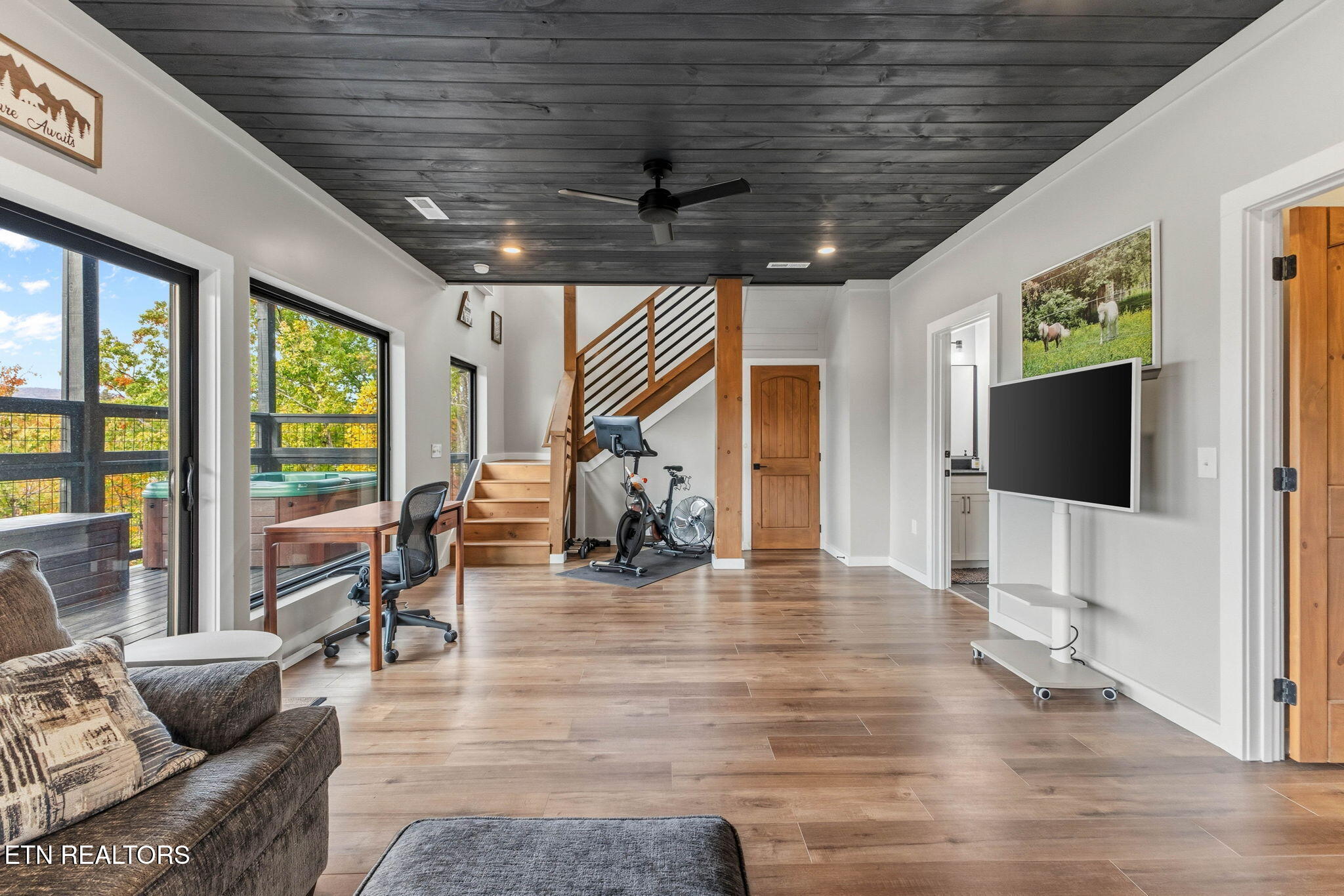 3316 Sugar Maple Loop Road Sevierville TN 37862