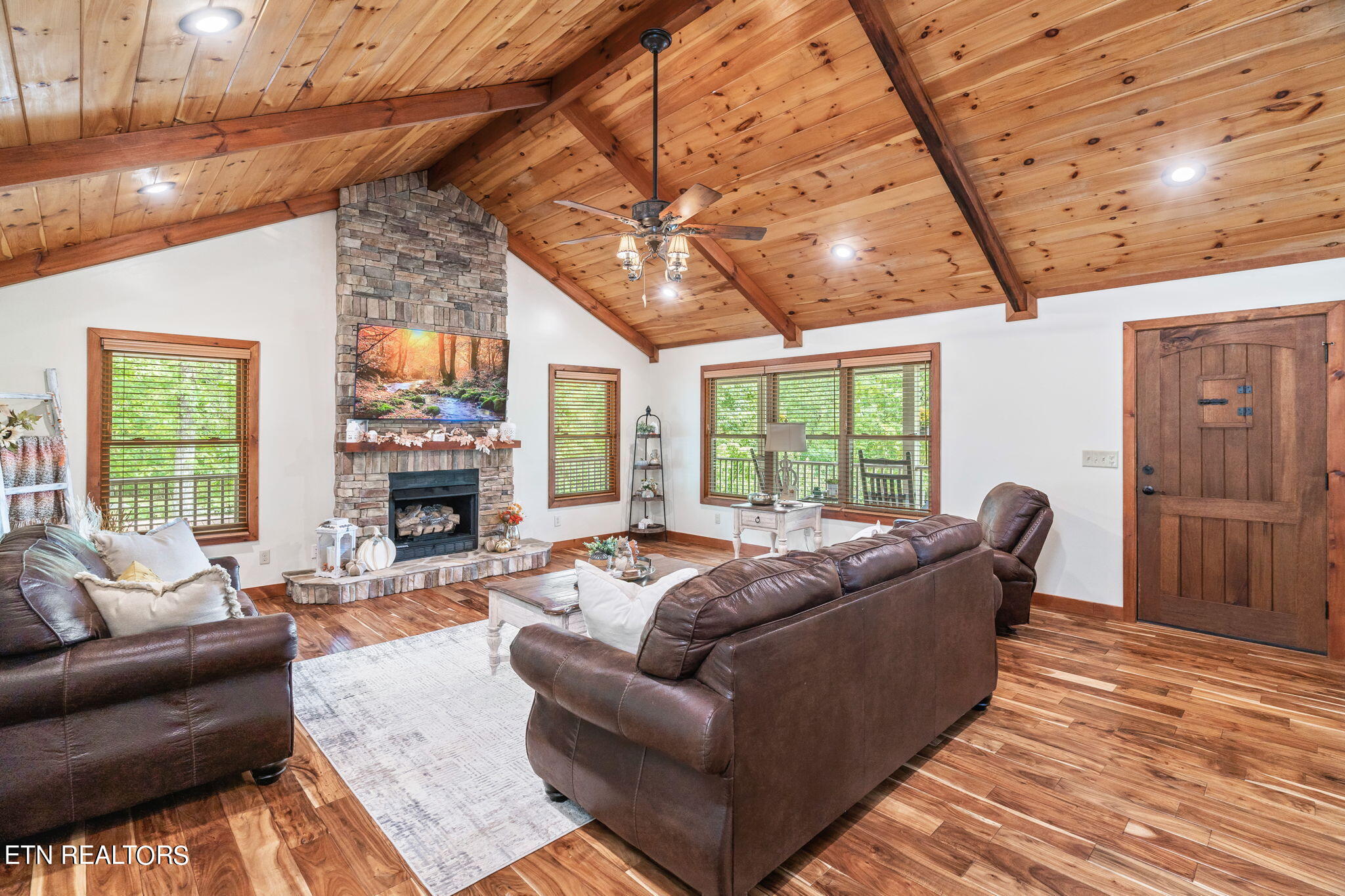 139 Pin Oak Drive Rockwood TN 37854