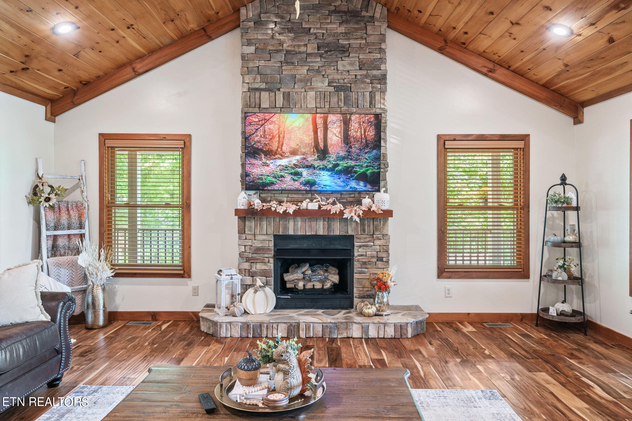 139 Pin Oak Drive Rockwood TN 37854