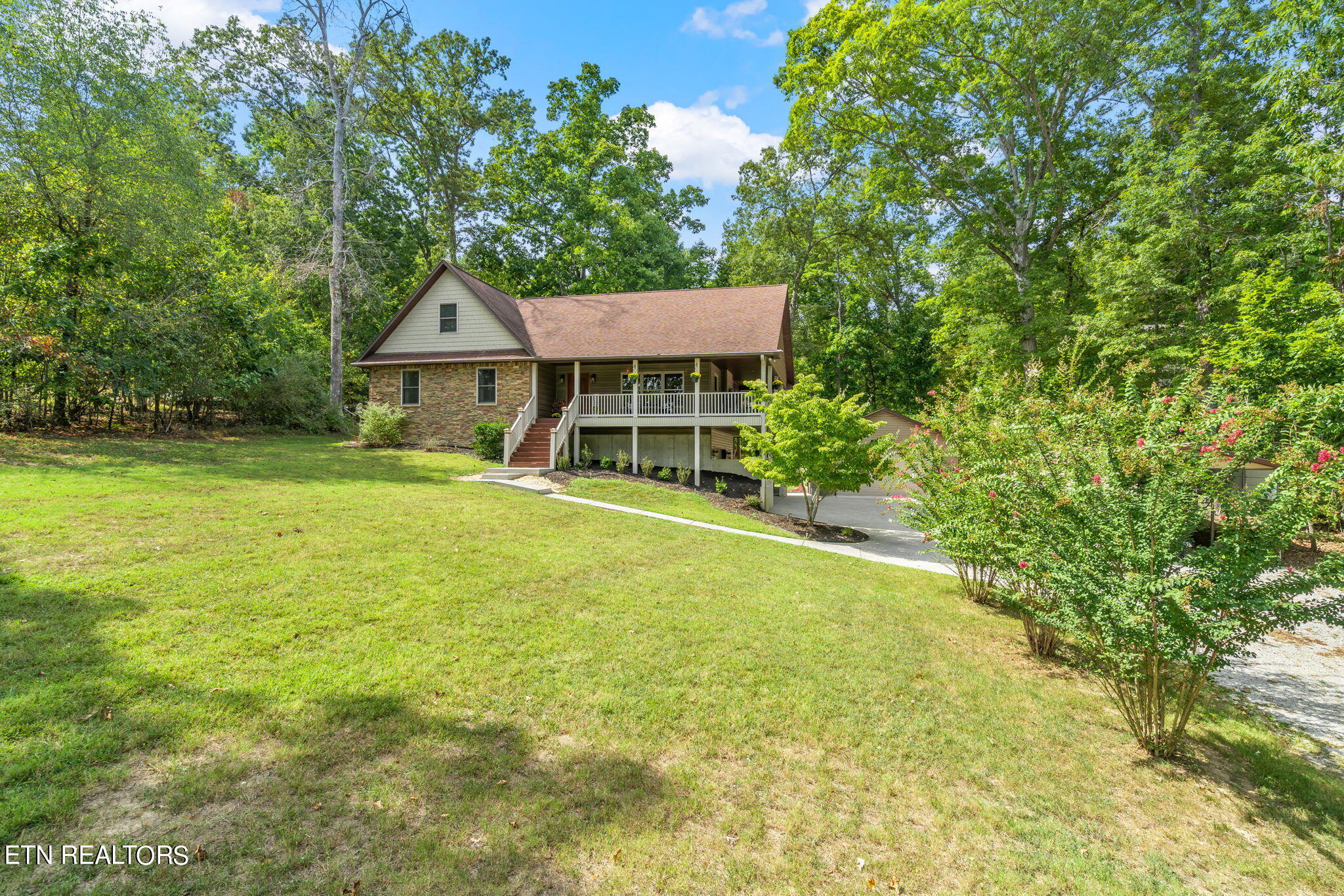 139 Pin Oak Drive Rockwood TN 37854