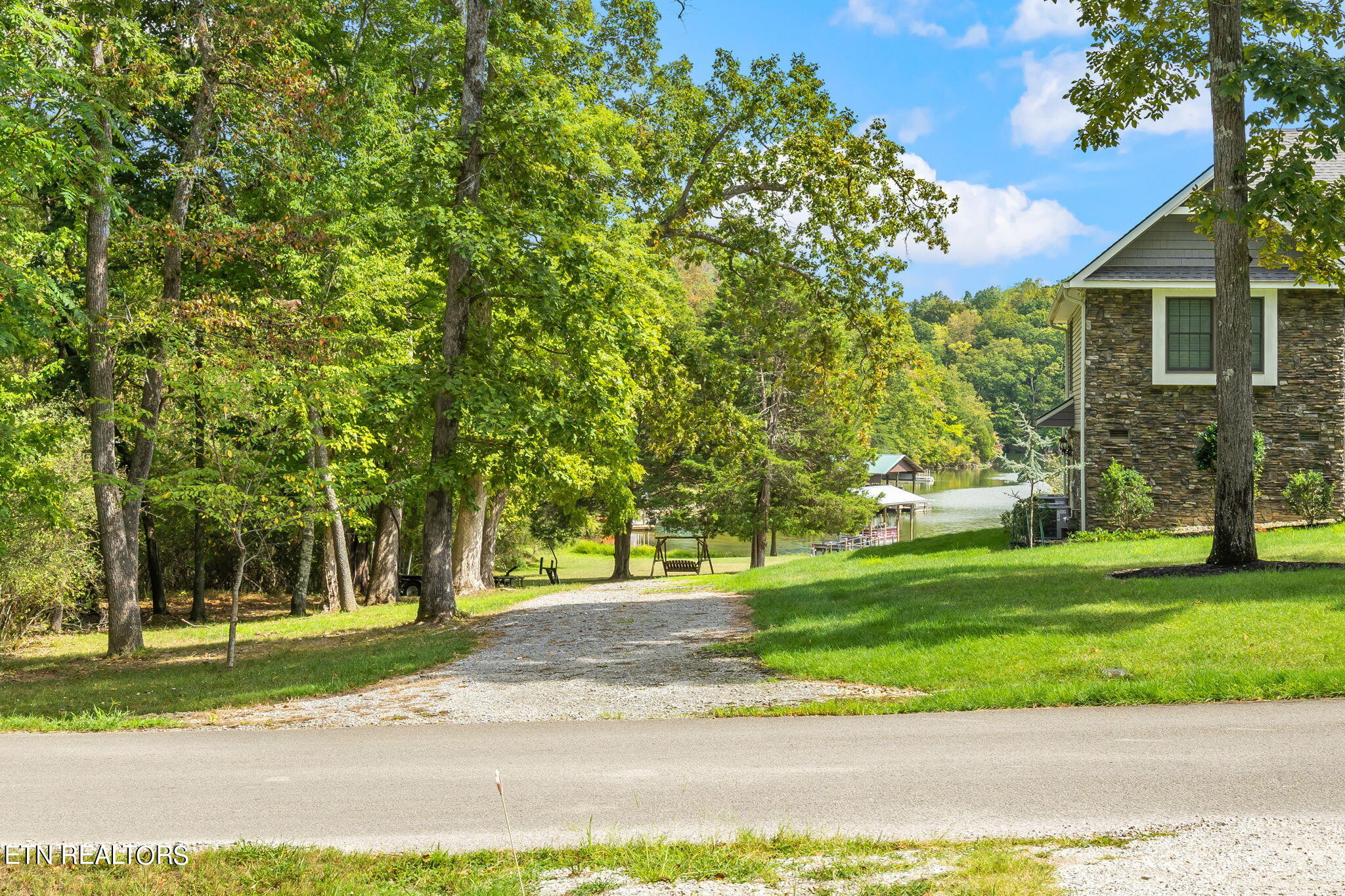 139 Pin Oak Drive Rockwood TN 37854