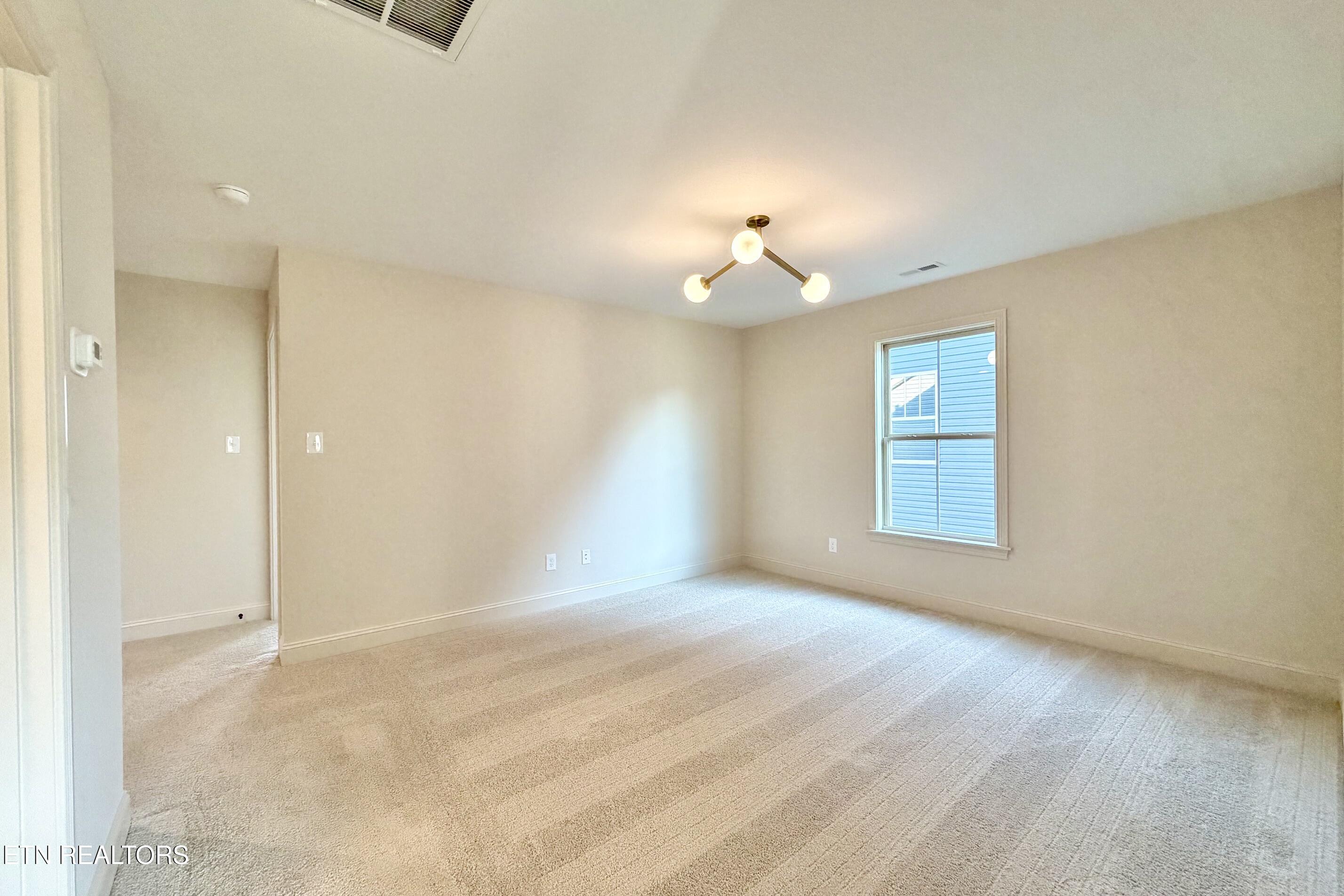 8907 Queensdale Lane Knoxville TN 37924