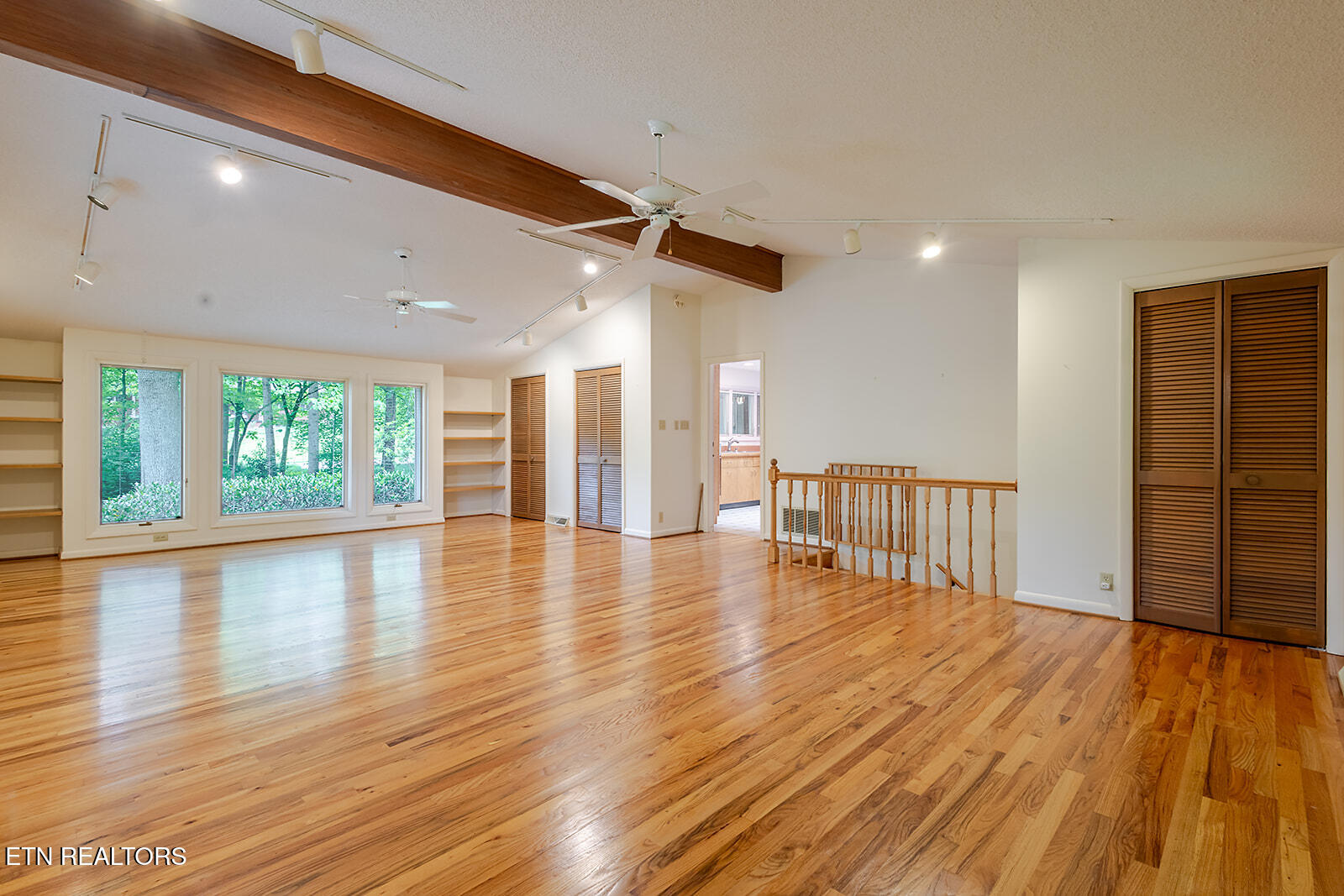 106 Newcrest Lane Oak Ridge TN 37830