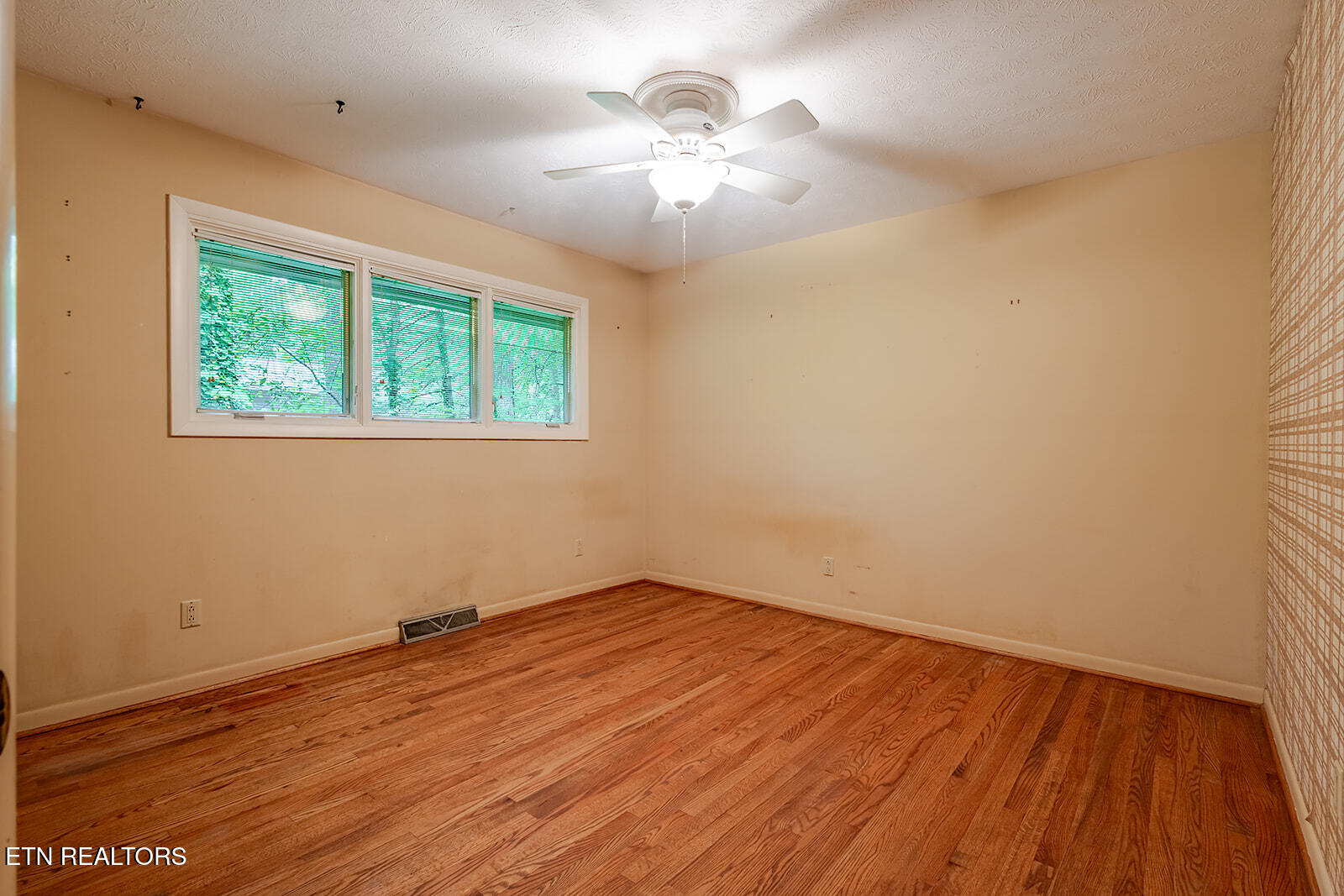 106 Newcrest Lane Oak Ridge TN 37830