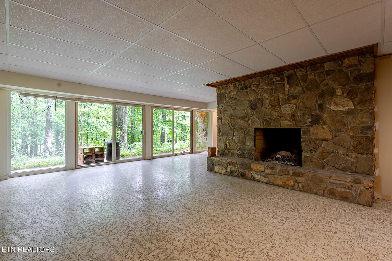 106 Newcrest Lane Oak Ridge TN 37830