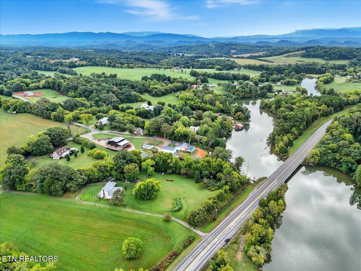 340 Trigonia Road Greenback TN 37742