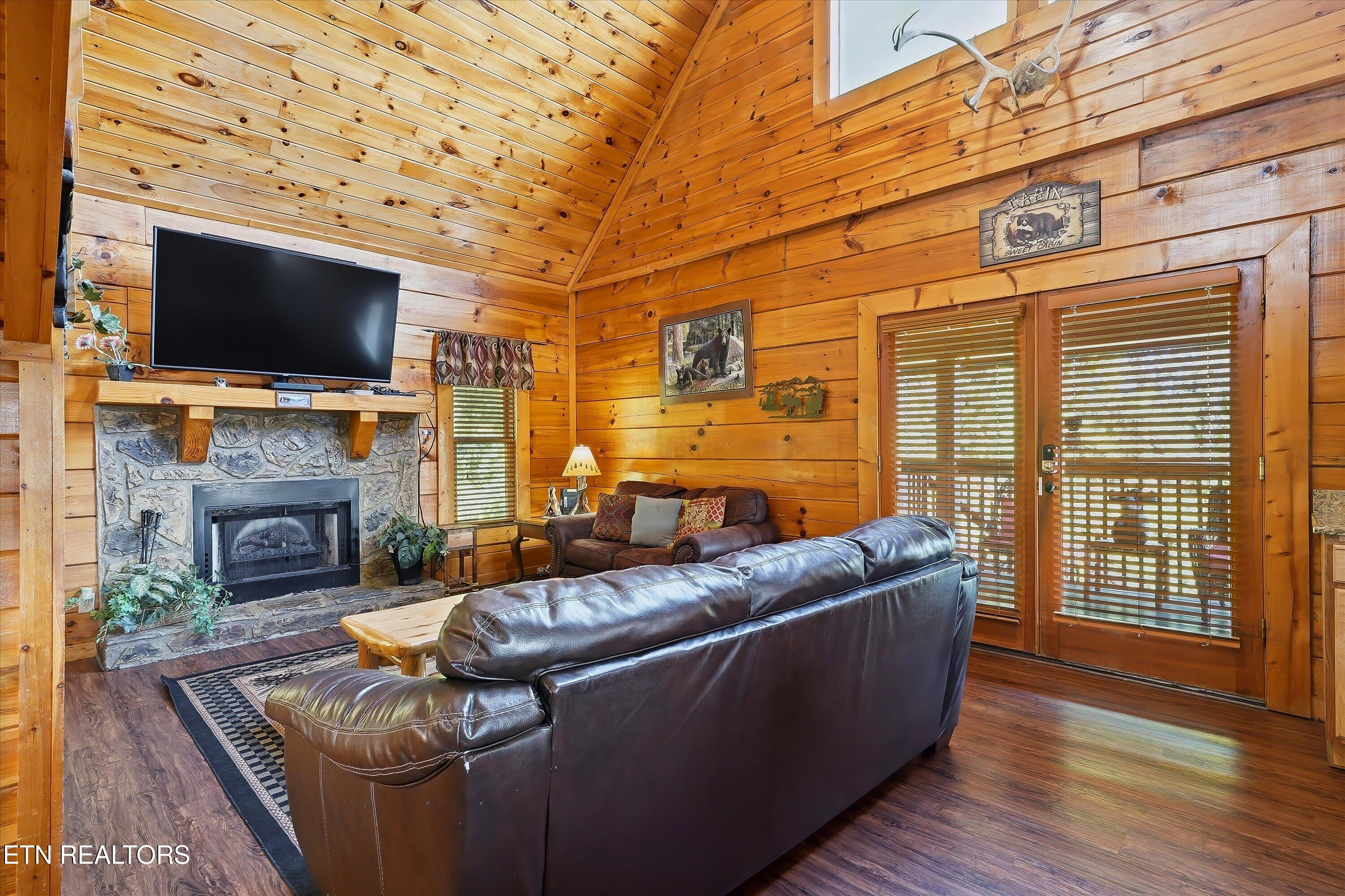 1824 Trout Way Sevierville TN 37862