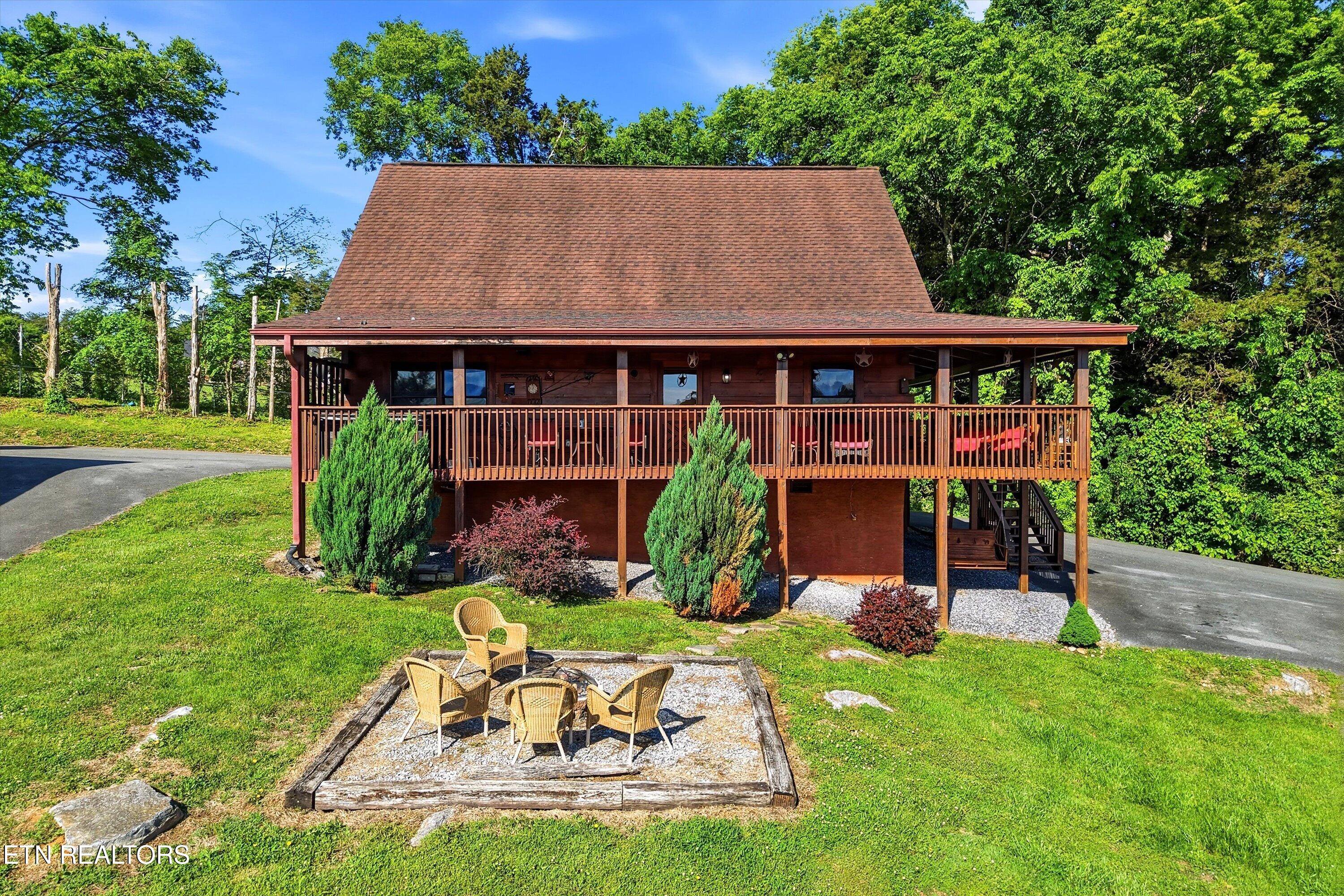 1824 Trout Way Sevierville TN 37862