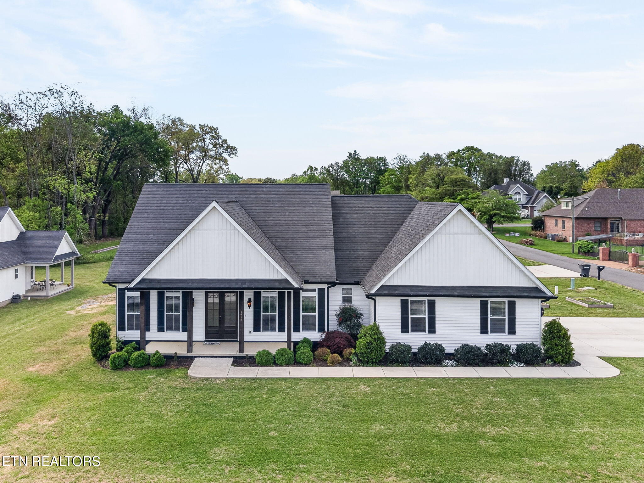 1415 E 10th Street Cookeville TN 38501
