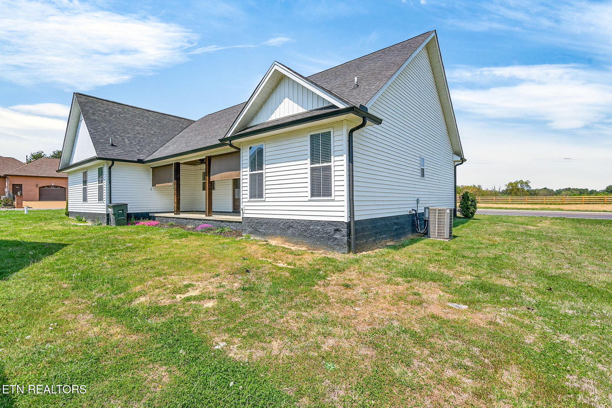 1415 E 10th Street Cookeville TN 38501