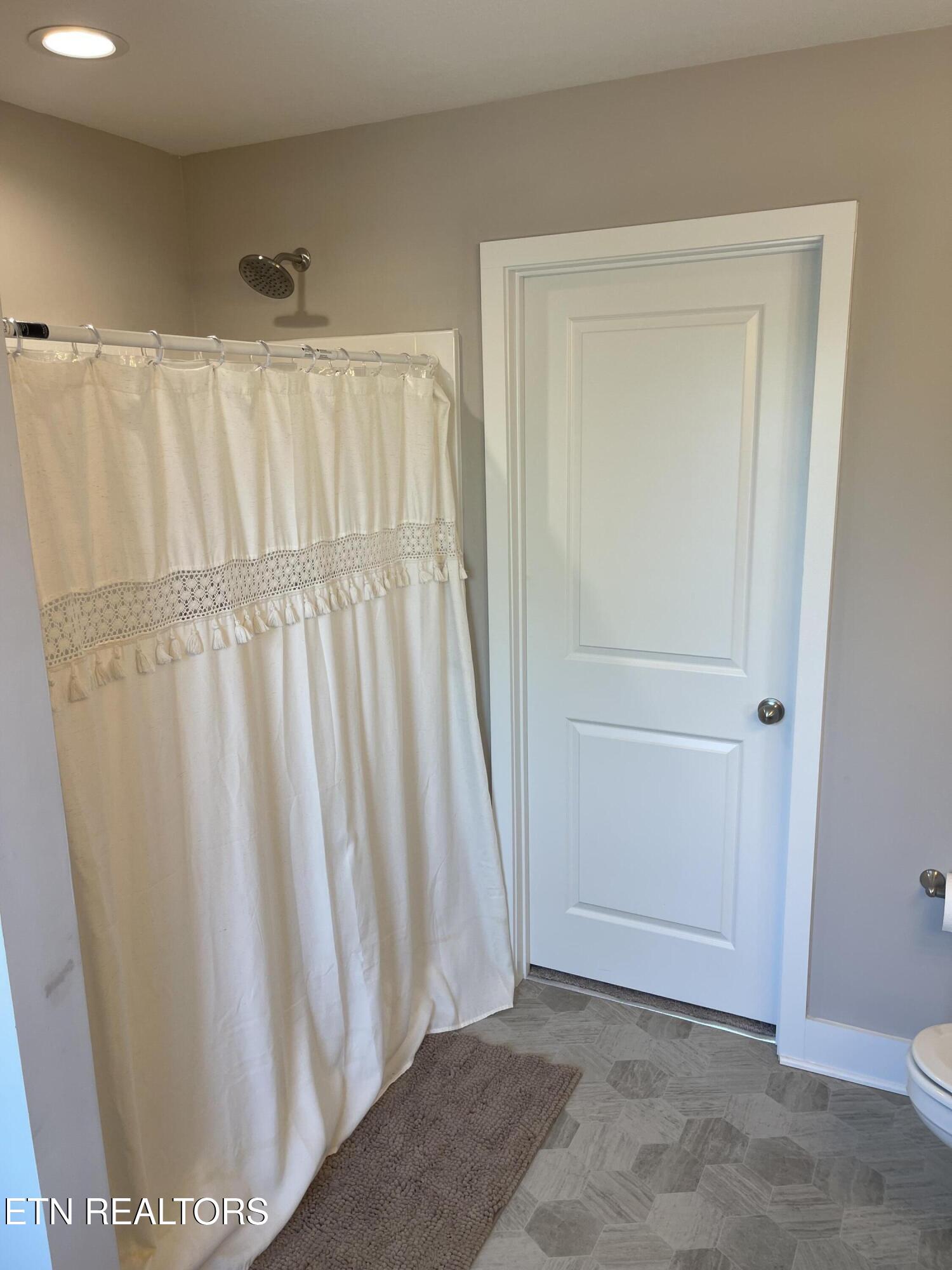 540 Broadberry Avenue Oak Ridge TN 37830