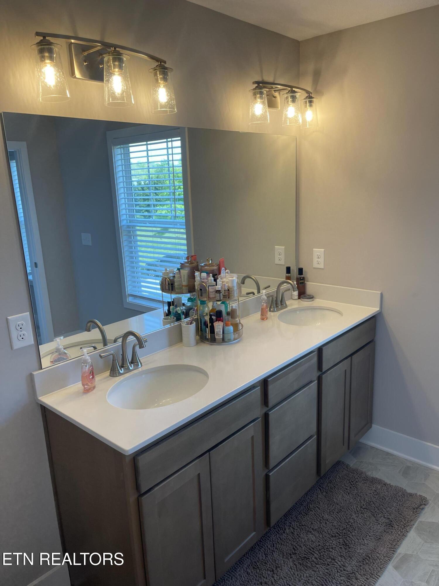 540 Broadberry Avenue Oak Ridge TN 37830