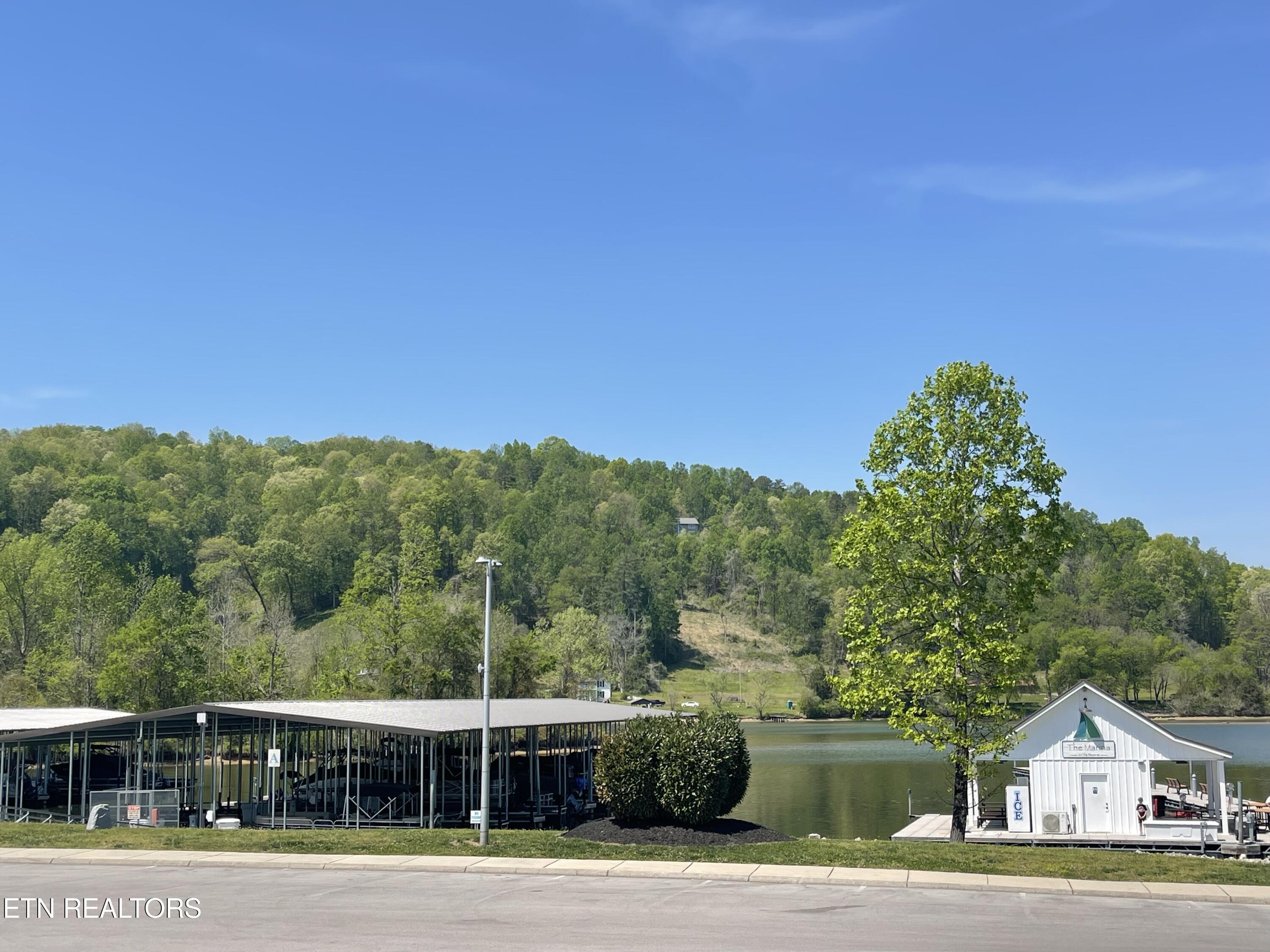 540 Broadberry Avenue Oak Ridge TN 37830