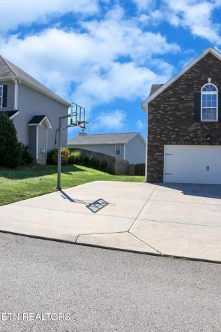 2851 Southwinds Circle Sevierville TN 37876