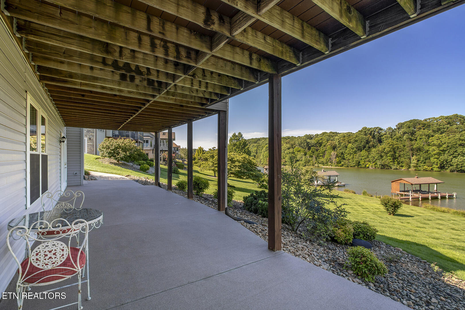 130 Oonoga Way Loudon TN 37774
