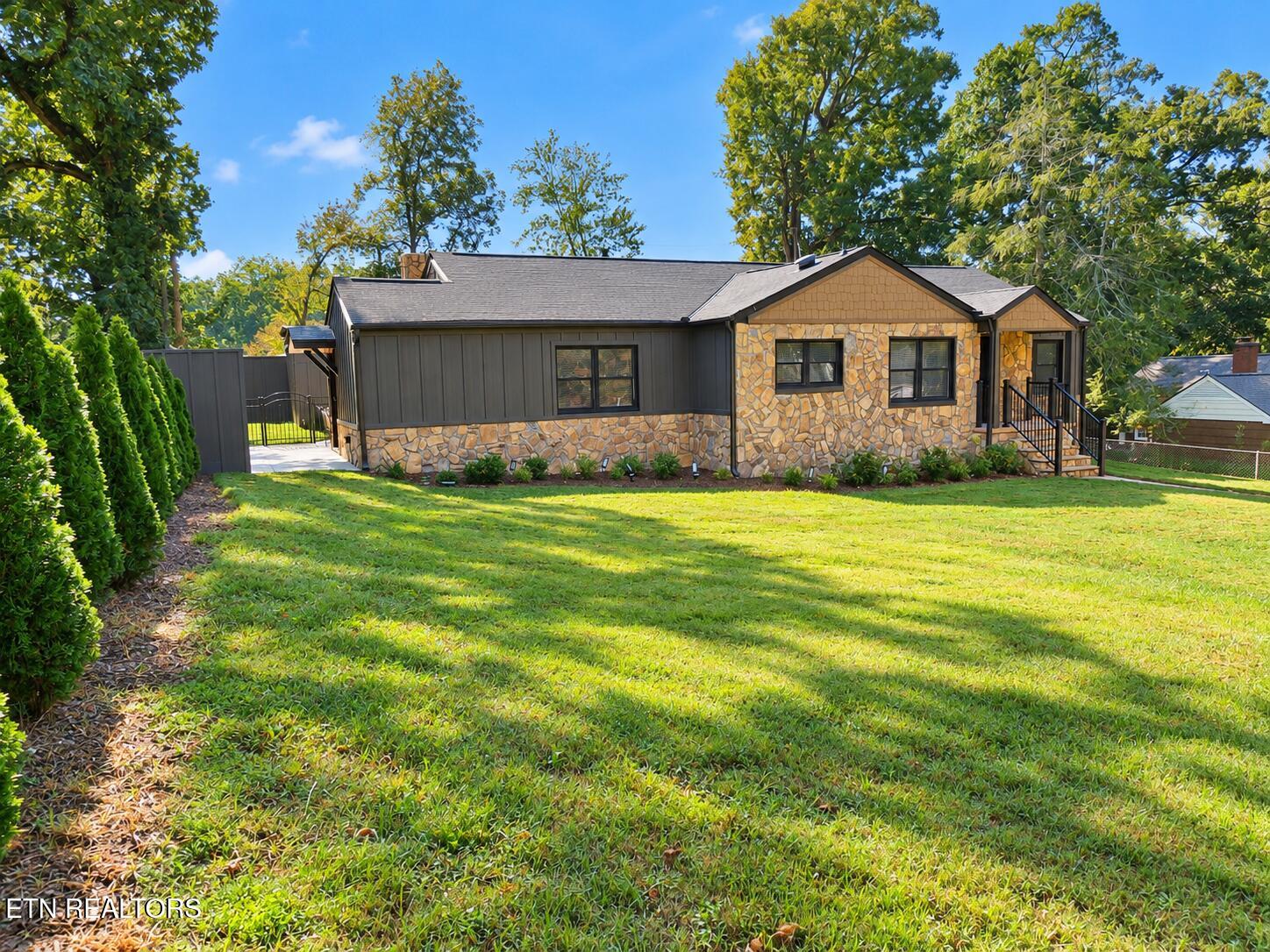 3434 Kenilworth Lane Knoxville TN 37917