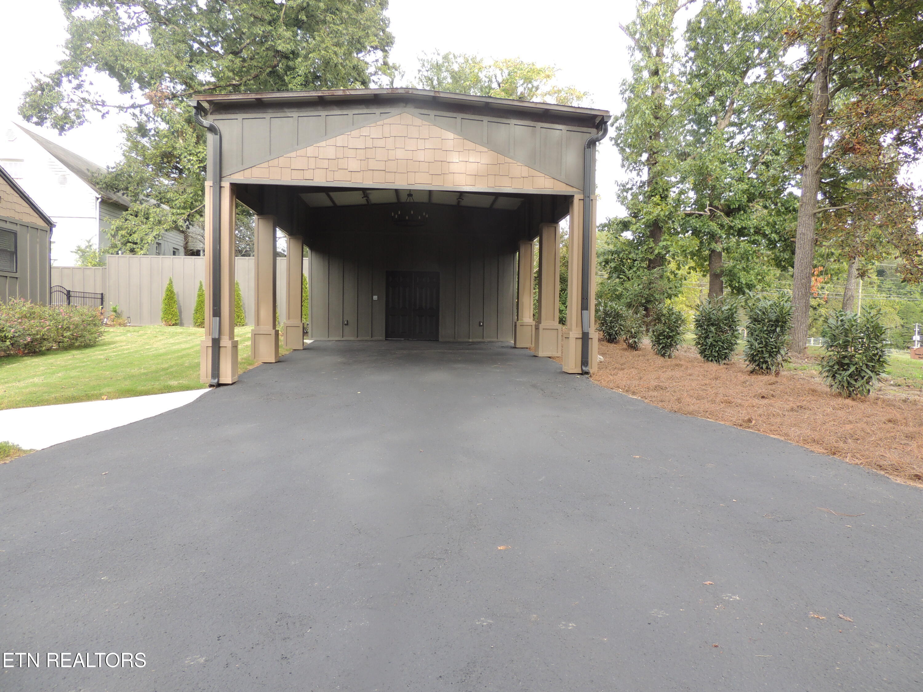 3434 Kenilworth Lane Knoxville TN 37917