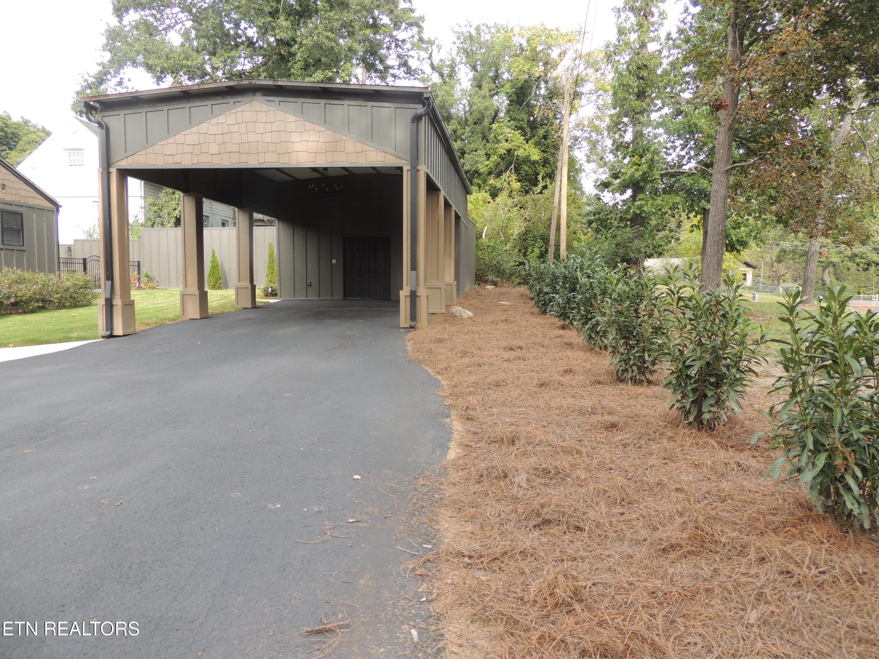 3434 Kenilworth Lane Knoxville TN 37917
