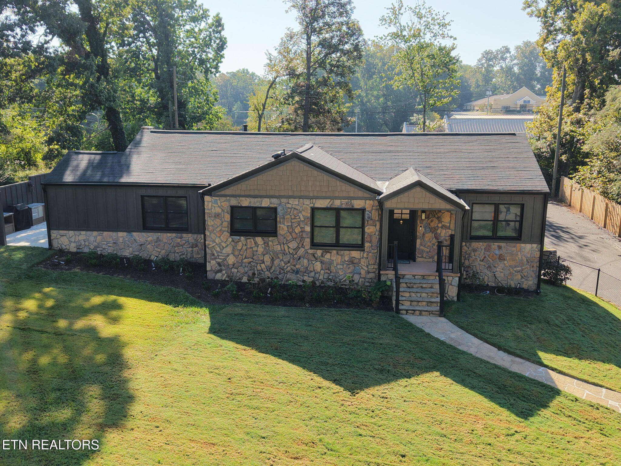 3434 Kenilworth Lane Knoxville TN 37917