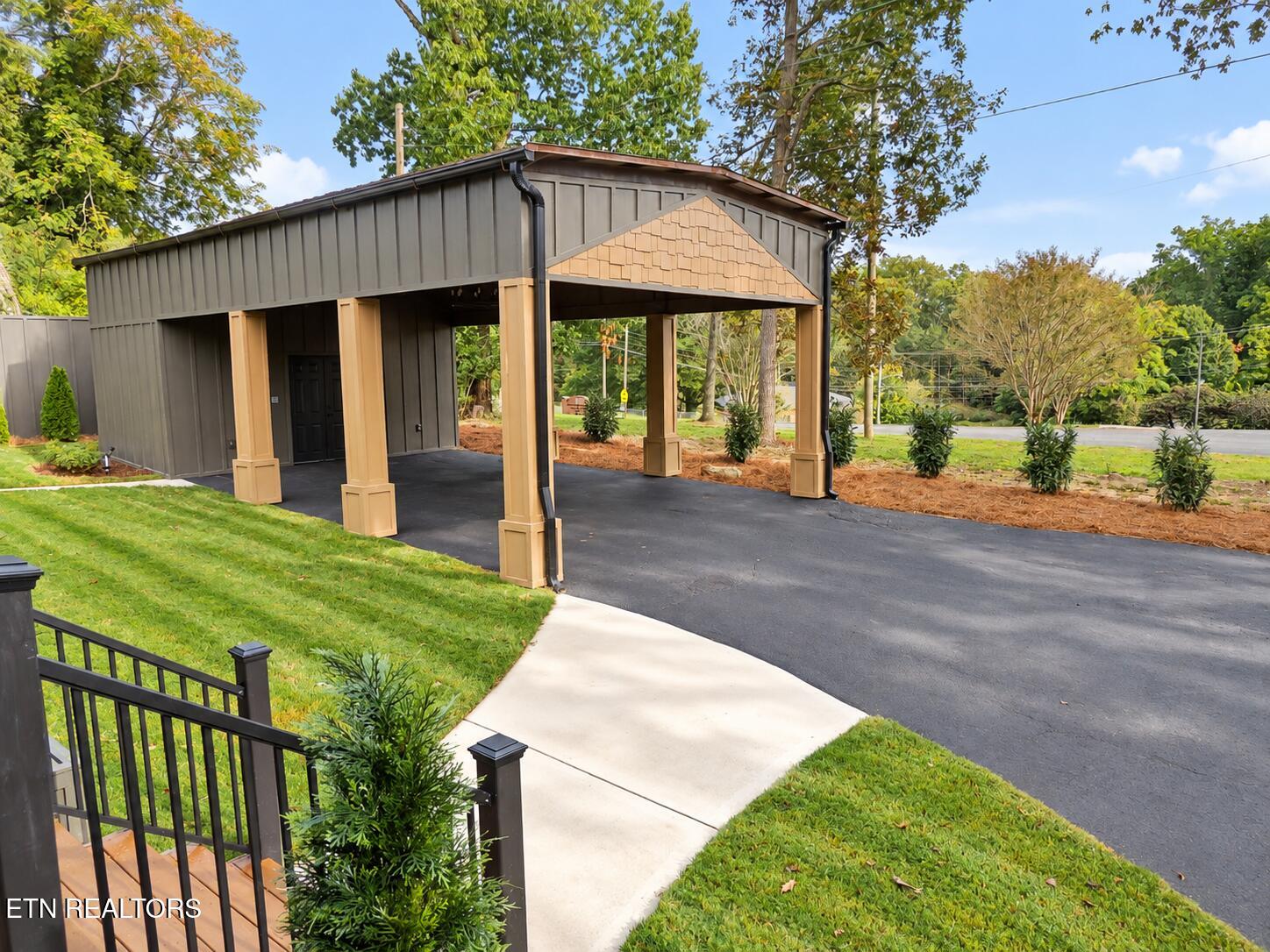 3434 Kenilworth Lane Knoxville TN 37917