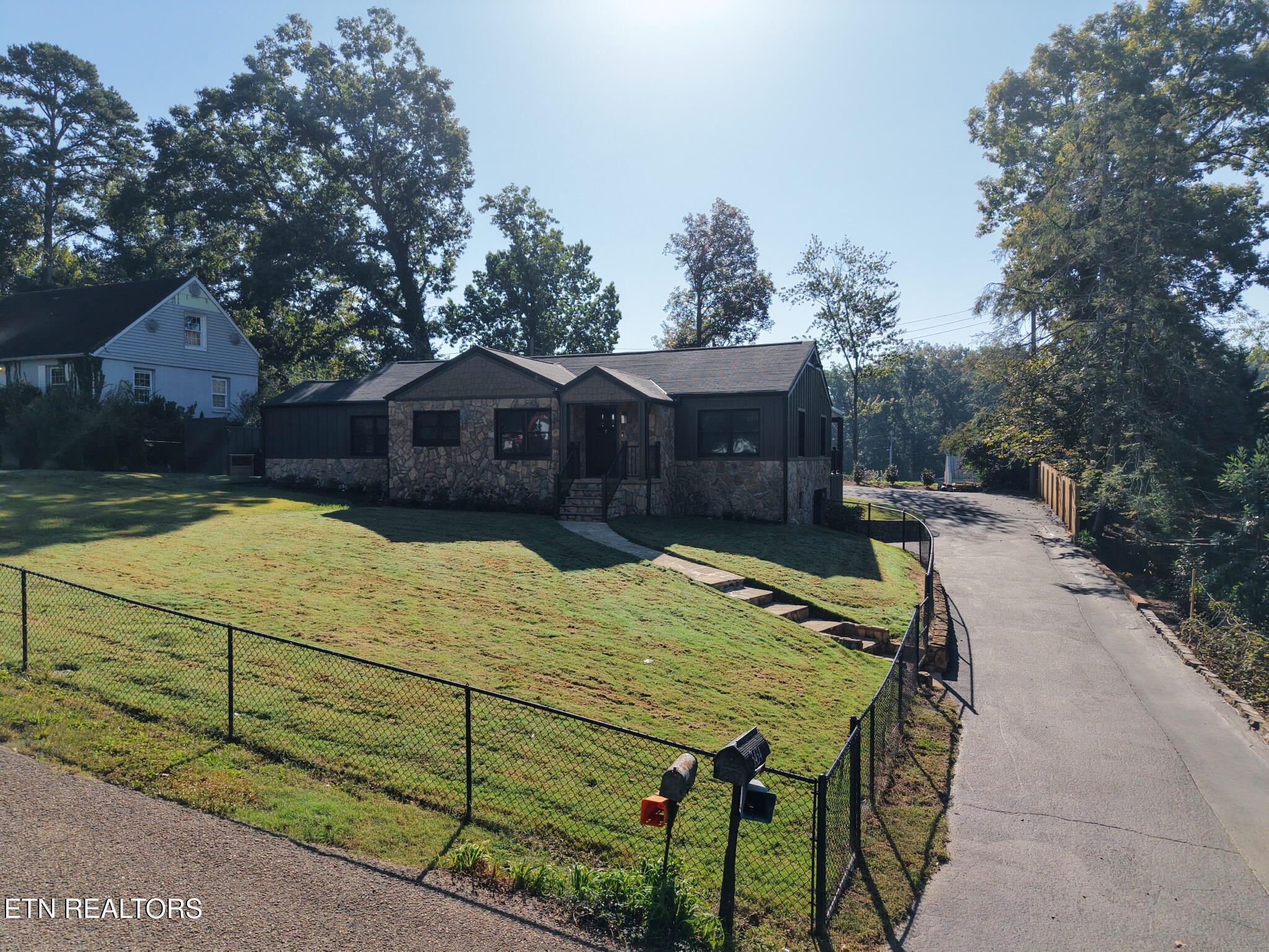 3434 Kenilworth Lane Knoxville TN 37917