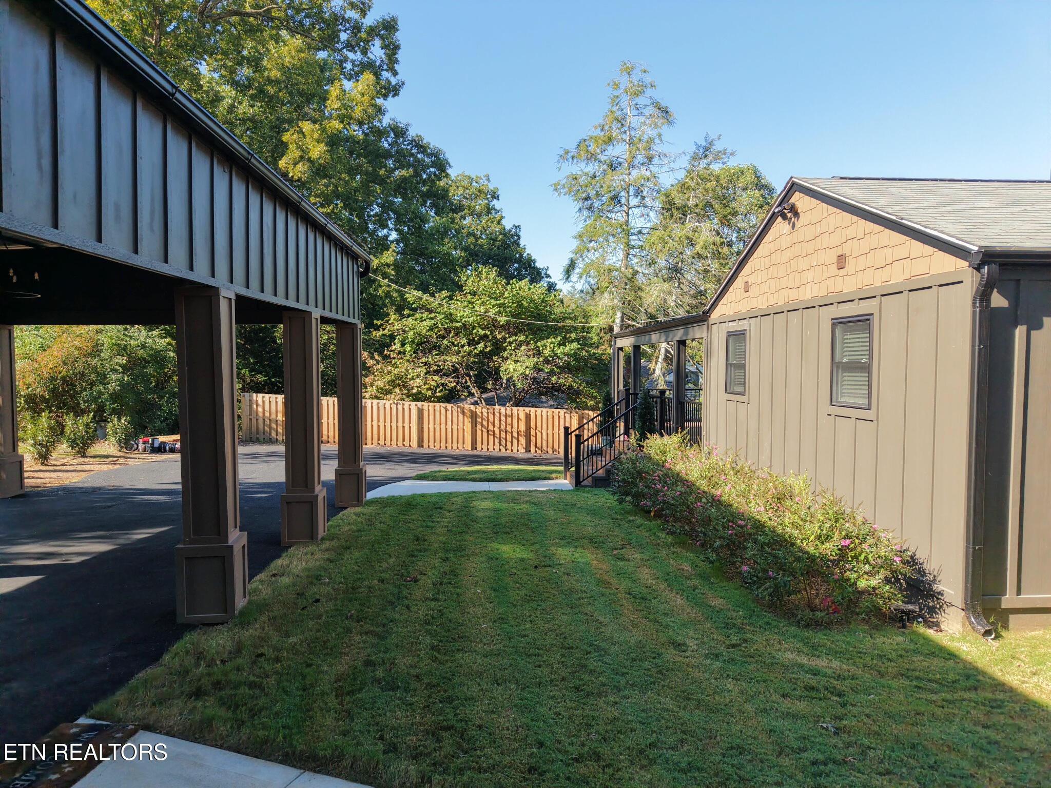 3434 Kenilworth Lane Knoxville TN 37917