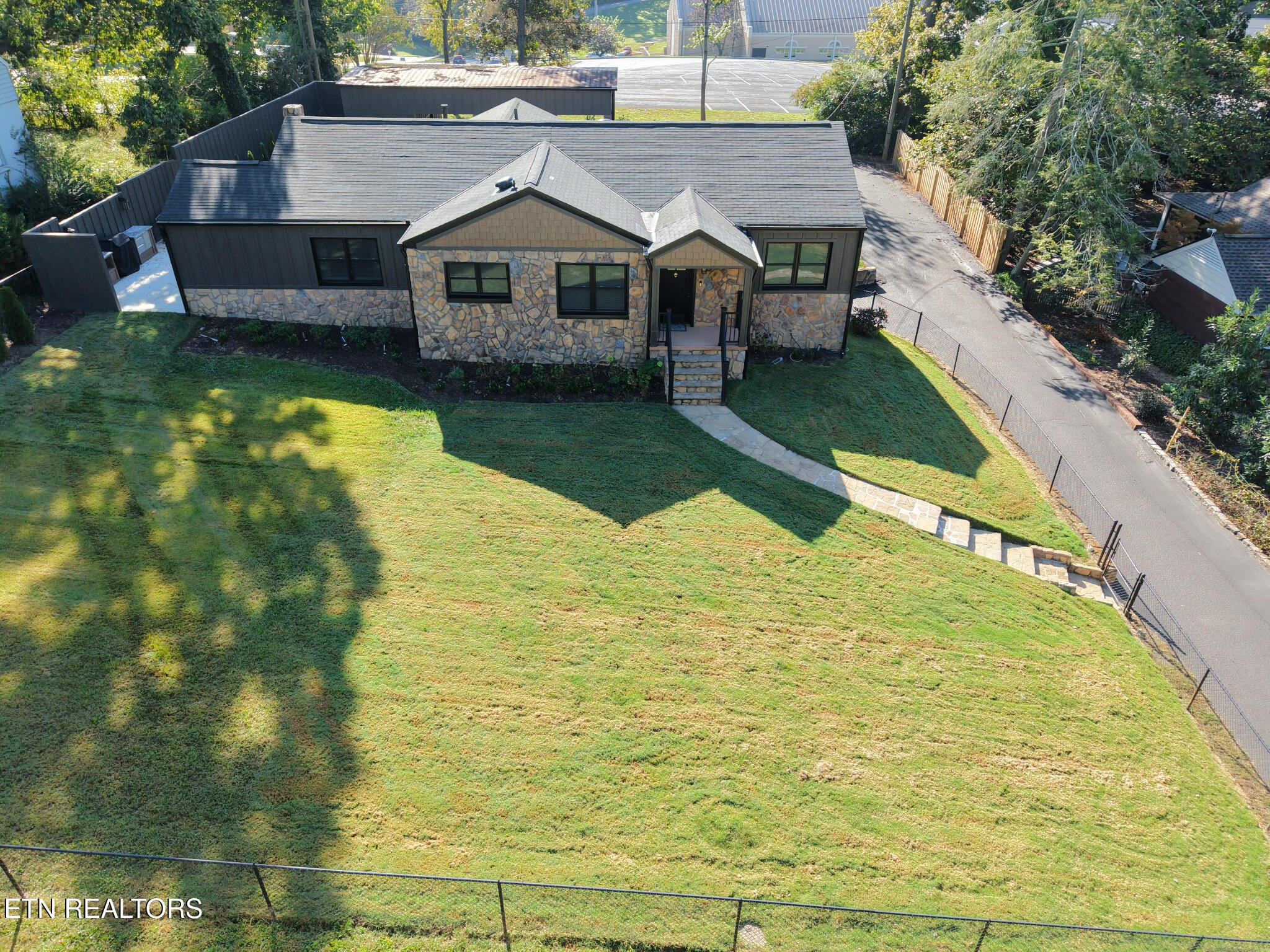 3434 Kenilworth Lane Knoxville TN 37917