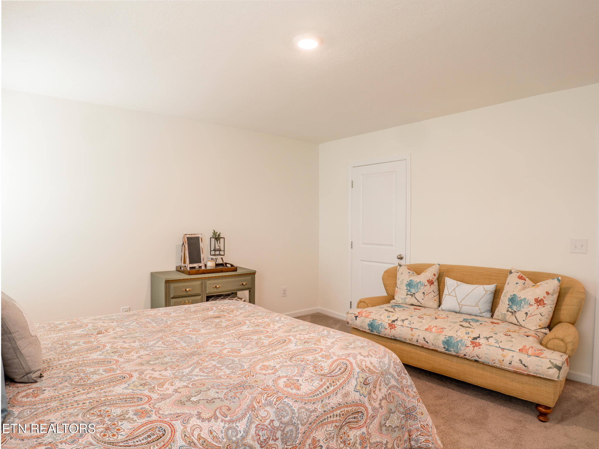 142 Thistle Drive Bluff City TN 37618
