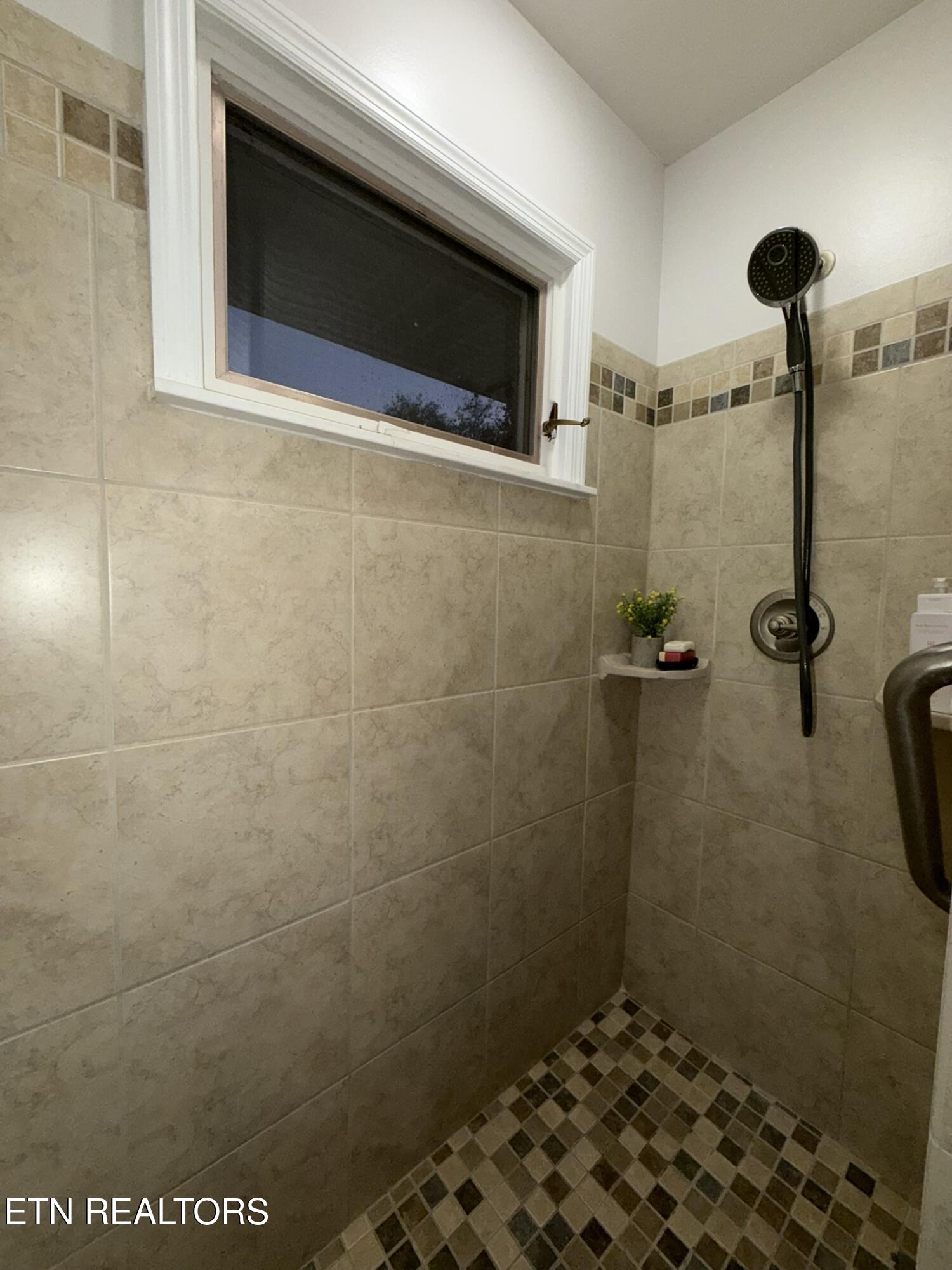 115 Revere Circle Oak Ridge TN 37830