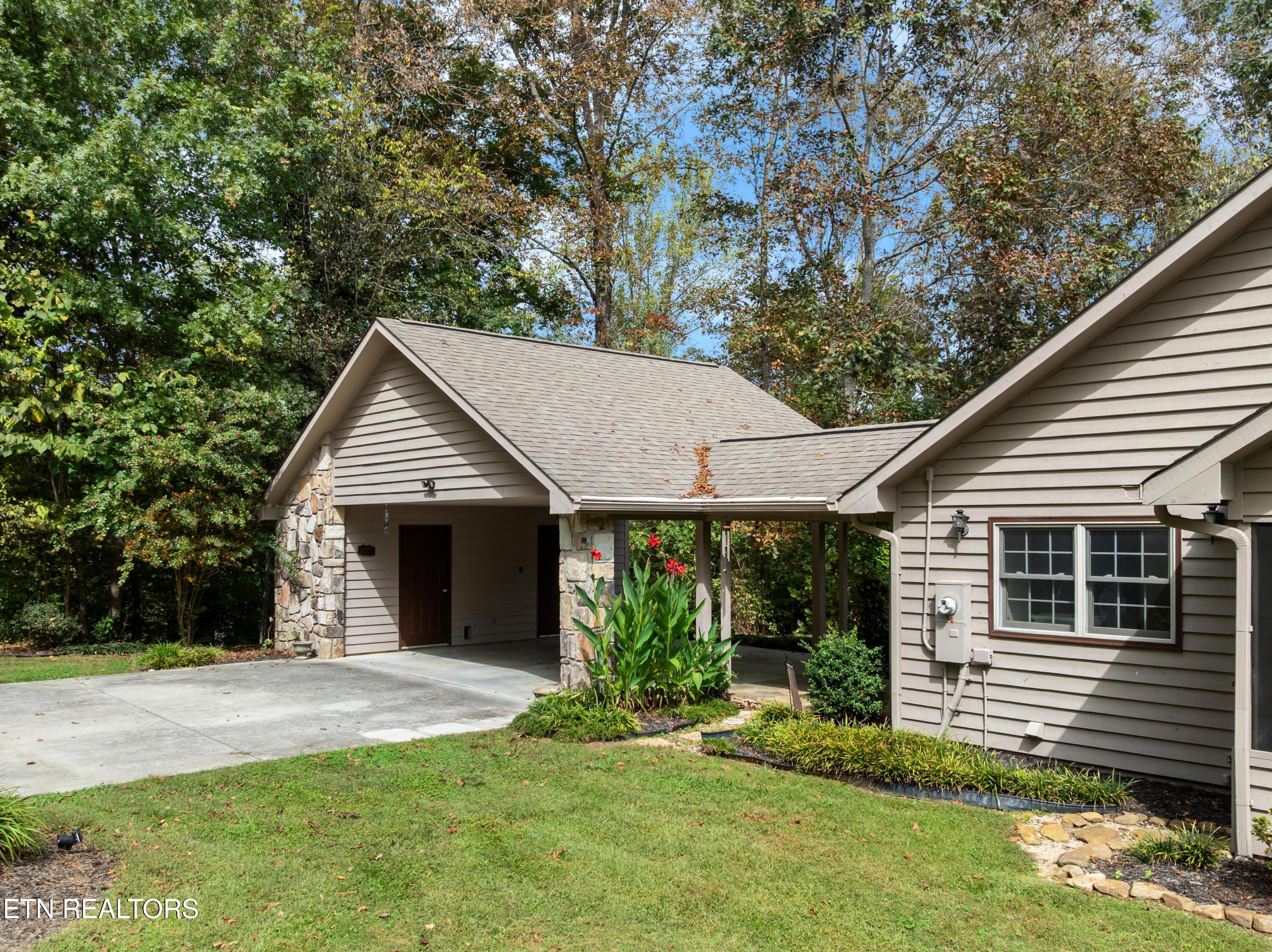 1868 S Delozier Road Seymour TN 37865