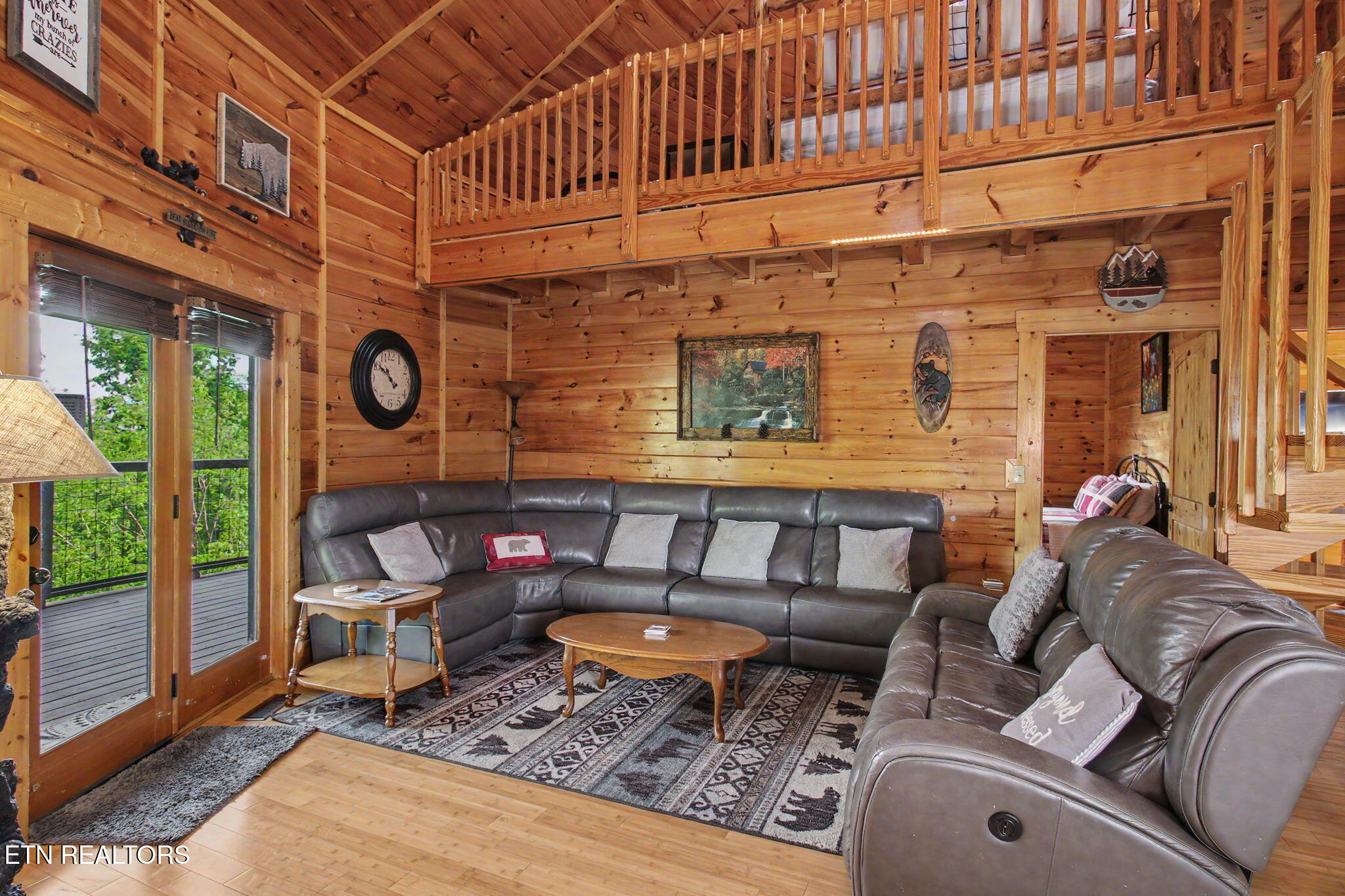 1086 Towering Oaks Drive Sevierville TN 37876