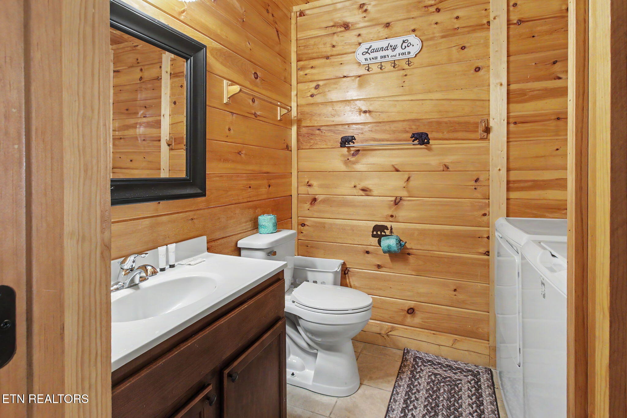 1086 Towering Oaks Drive Sevierville TN 37876