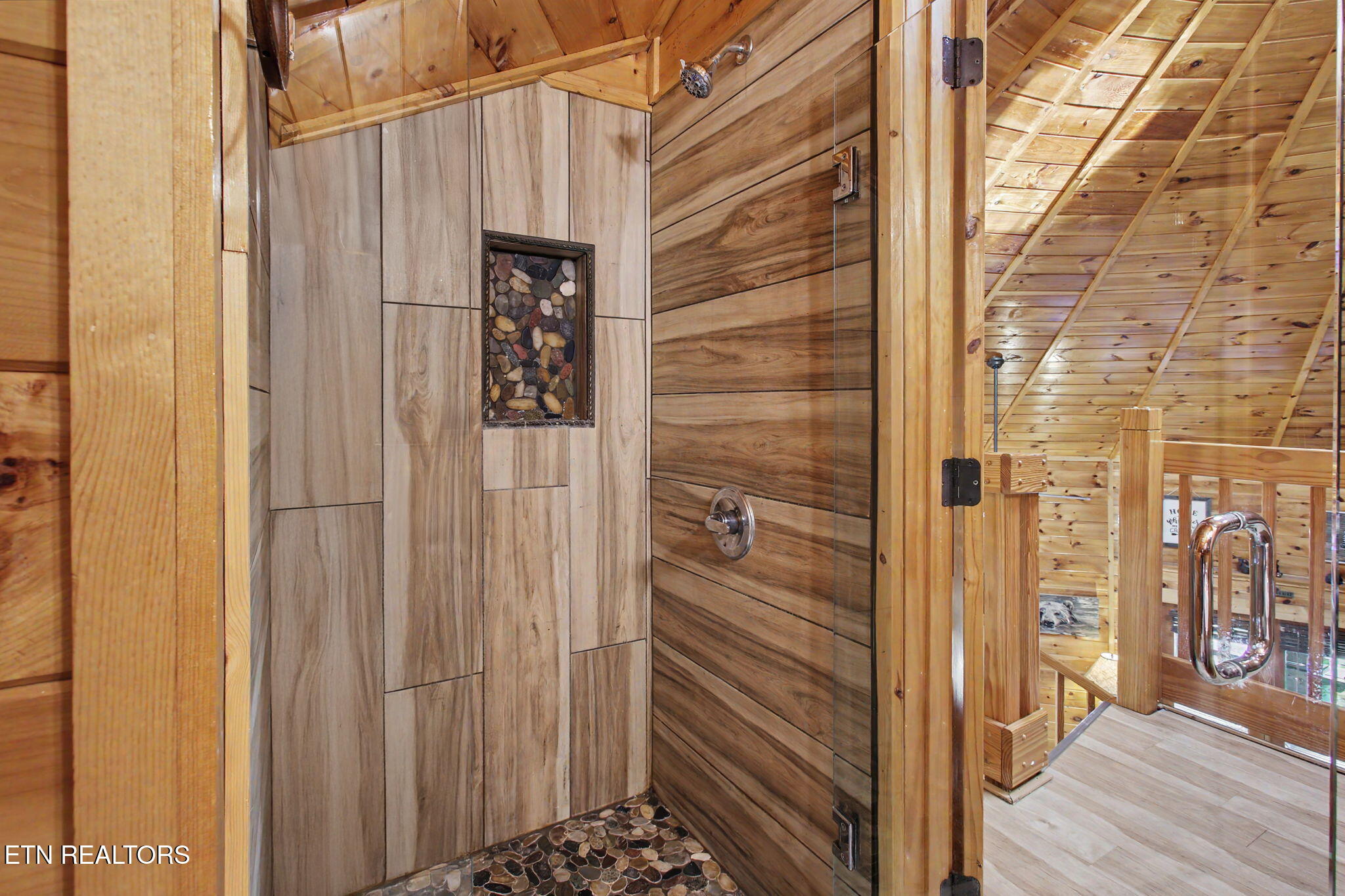 1086 Towering Oaks Drive Sevierville TN 37876