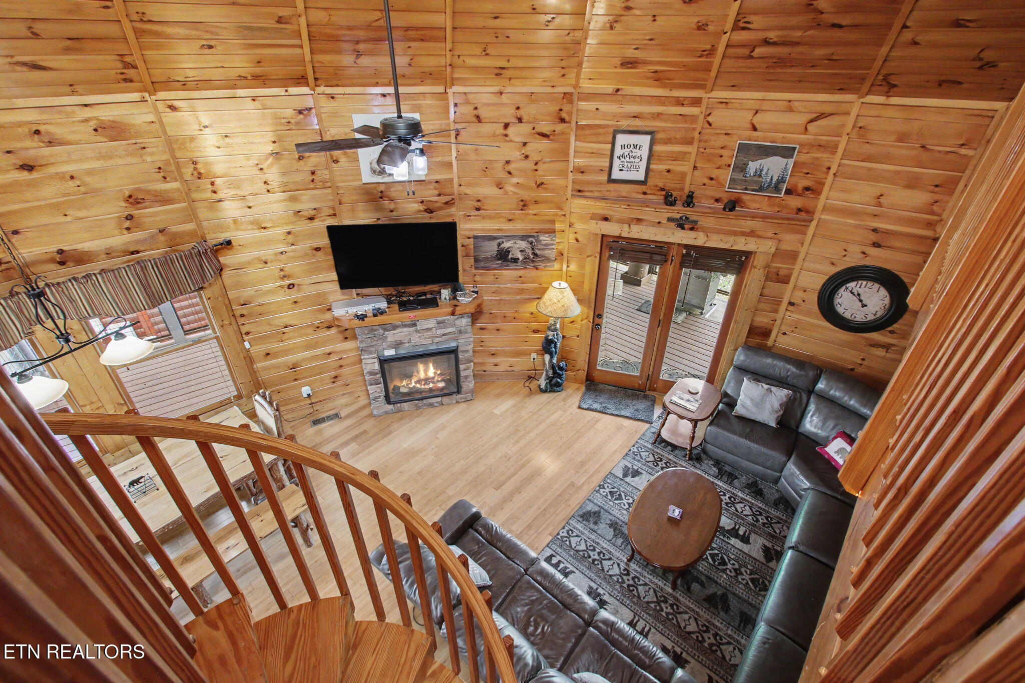 1086 Towering Oaks Drive Sevierville TN 37876