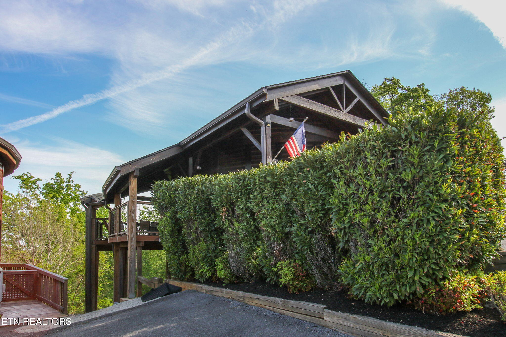 1086 Towering Oaks Drive Sevierville TN 37876
