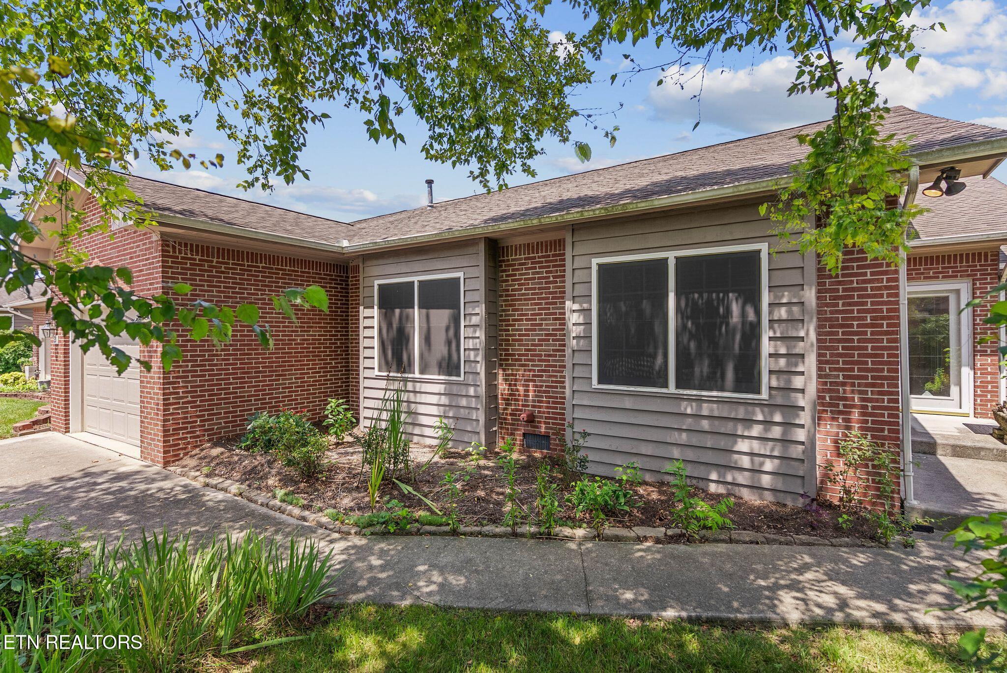 21 Rivers Court Oak Ridge TN 37830
